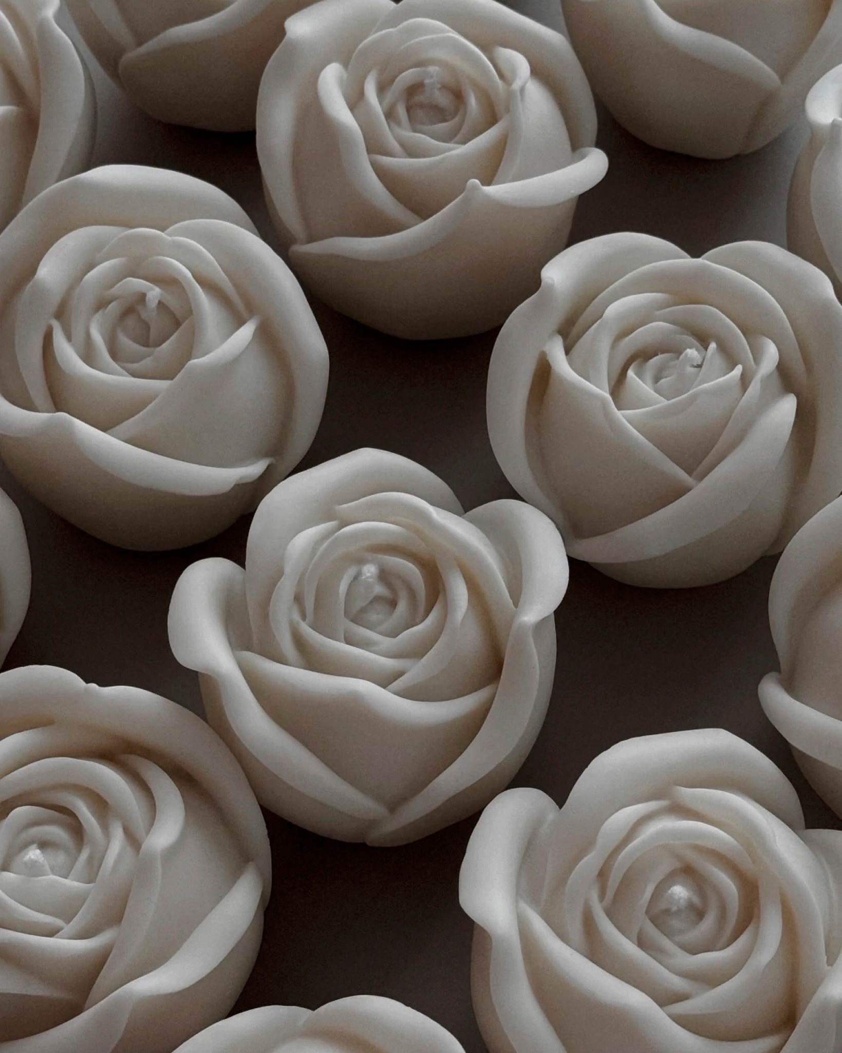 🎉 GIVEAWAY VÕITJA ON SELGUNUD! 🎉
Aitäh kõigile, kes meie käsitööküünla GIVEAWAY’s osalesid - loosimine toimus Instagrami ja Facebooki kasutajate vahel 💛
Ja nüüd… hetk, mida kõik ootasid!
🏆 Võitja on: @volga_zernova (Instagrami kasutaja) 🎊
Palju õnne! 🎁 Me võtame Sinuga peatselt ühendust, et auhind sinuni jõuaks.
Neile, kes seekord ei võitnud - ärge muretsege. JÄRGMINE GIVEAWAY algab juba 15. jaanuaril! Lisaks, varsti on tulemas uusi üllatusi ja võimalusi. Hoidke meie tegemistel silm peal 👀
✨ burningart.ee
-
🎉 ОБЪЯВЛЕН ПОБЕДИТЕЛЬ GIVEAWAY! 🎉
Спасибо всем, кто принял участие в нашем GIVEAWAY свечи ручной работы – розыгрыш проводился между пользователями Instagram и Facebook 💛
А теперь… момент, которого все ждали!
🏆 Победитель: @volga_zernova (пользователь Instagram) 🎊
Поздравляем! 🎁 Мы свяжемся с Тобой в ближайшее время, чтобы отправить приз.
Тем, кто не выиграл в этот раз - не волнуйтесь. СЛЕДУЮЩИЙ GIVEAWAY начнётся 15-ого января! Также скоро появятся новые сюрпризы и возможности.
Следите за нашими новостями 👀
✨ burningart.ee
#giveaway #loosimine #giveawayeesti #eestigiveaway #auhind #kingitus #võida #käsitööküünlad #disainküünlad #küünlavalgus #hubanekodu #kingiidee #eestibränd #väikeettevõte #toetaeestiettevõtet #burningart