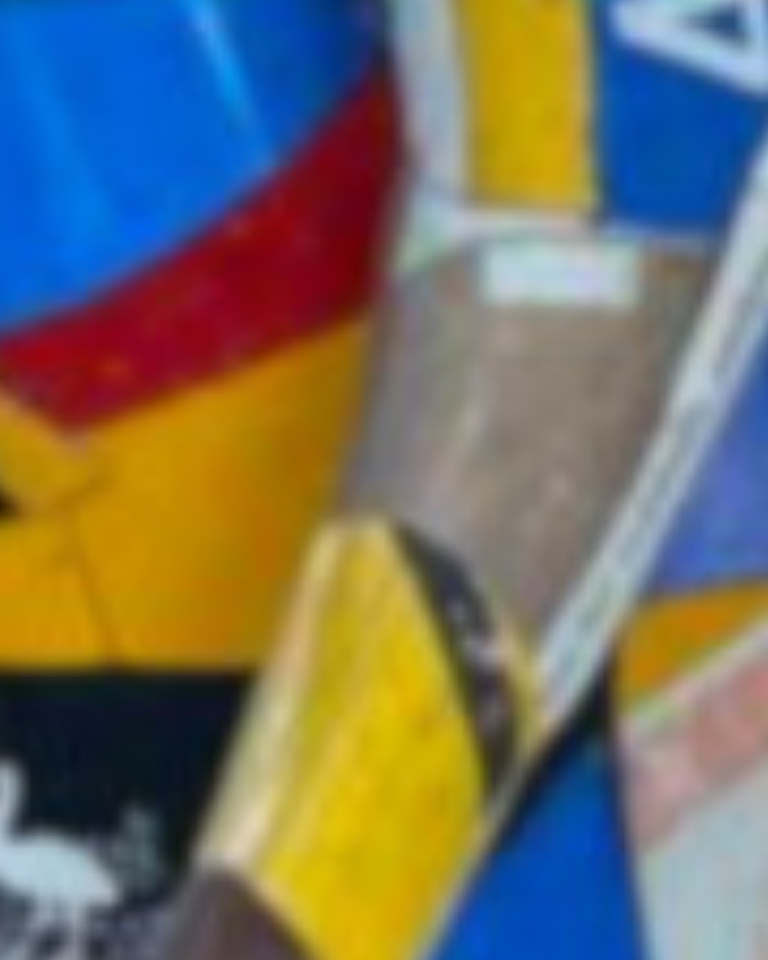 It's the first week of January, & we're already working on our first installation of 2026, acquired through a generous private donation.
We can only share a sneak peek of this fabulous piece, which will bring a new dimension of colour & fun to our art collection.
Our trail is community-owned & managed by passionate volunteers so that your donation, whether it's a few dollars or a few thousand, goes towards maintaining our beautiful trail & acquiring new works.
Stay tuned for more information about the commissioning of our new installation.