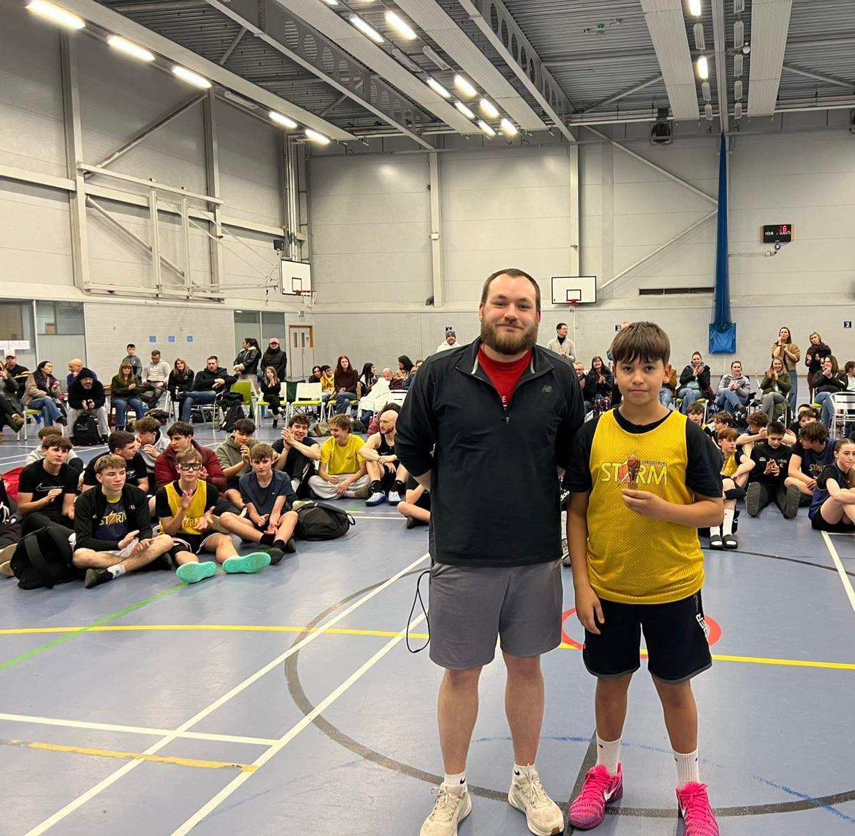 Camp saw lots of competition
The 1v1 competition was won by - Tudor, George and Seth.
Trophy presented by Reading Rockets coach Jack Adam’s
The Hot shot competition was won by -
Jake, Theo and Henry.
Trophy presented by Bill Badley from Iowa.
#stormbasketball🏀 #Shrewsbury #basketballfamily🏀❤️ #basketballengland #community