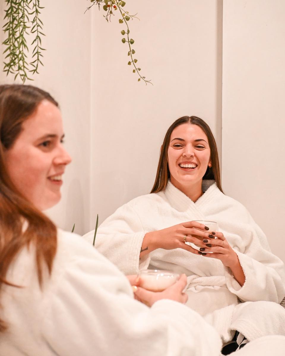 We hope your Christmas was filled with family, friends and laughter 🎄
#haircare #thevinespa #spoil #thevinesalon #thevinepmb #salonday #laserhairremoval #skincare #thevineaestheticandlaserspa #youdeserveaspoil #spaday #spoilyourself