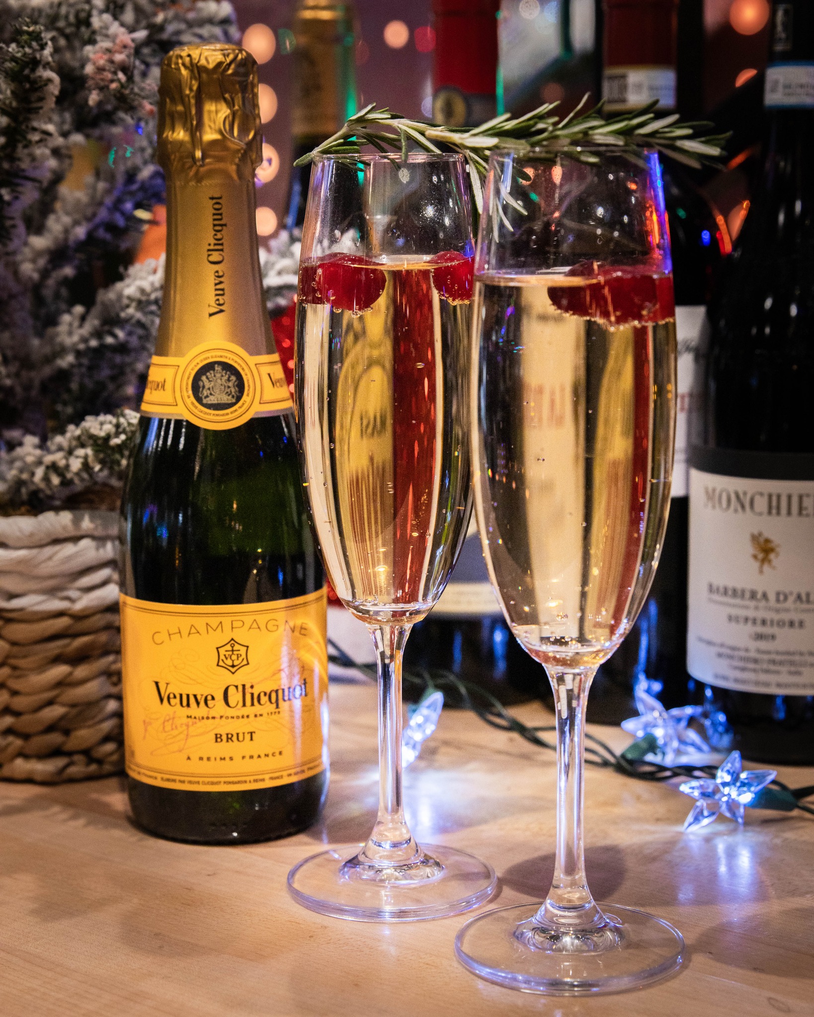 Joyeux Noël à tous nos chers clients 🎄
Passez de précieux moments en famille.
C’est ce que nous faisons aujourd’hui, et on se retrouve demain avec grand plaisir !