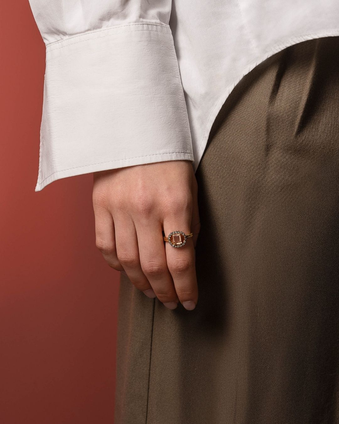 Sophisticated and one-of-a-kind ❤️
#fotinipsarouli #fotinipsaroulijewellery #finejewelry #handmadejewelry