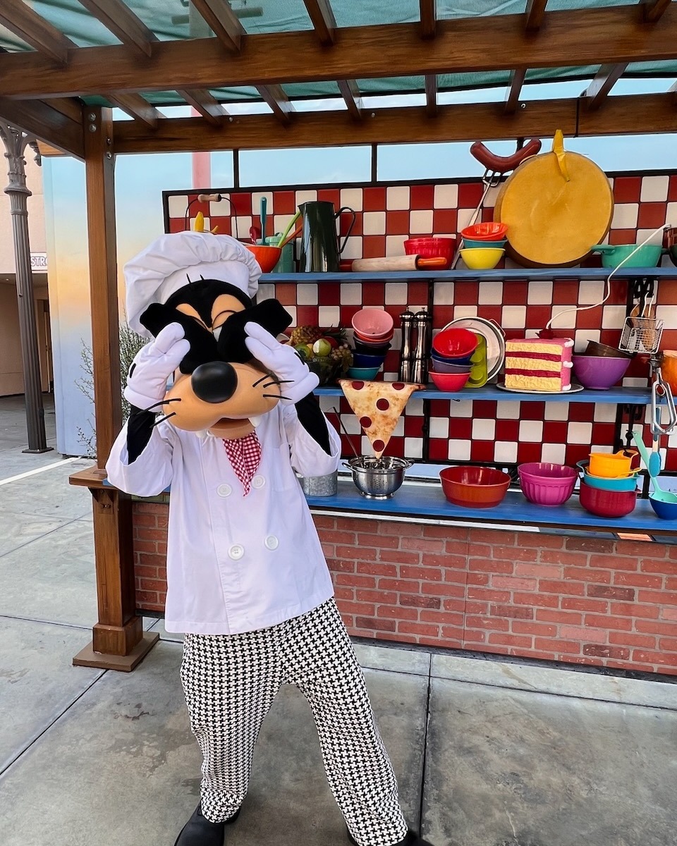 🍴🍷 Did you know Disneyland had one of these too?
The Disney California Adventure Food & Wine Festival is back from March 6 to April 27, 2026! If you fancy visiting the West Coast in 2026 but don’t want to miss out on your favourite EPCOT festival, then this is a great time to plan a trip! ✈️
Expect California-inspired food booths, live entertainment, culinary demos, and appearances by Chef Goofy all included with park admission. You can also add premium experiences like mixology classes, winemaker receptions, food/wine pairing and more. 🍽️
Bonus: this year’s festival overlaps with the Disneyland 70th anniversary celebration, making it even more festive! 🏰✨
Did you know at Fairytale Holidays we also book Disneyland in Anaheim holidays. If you're looking to book a trip, please keep us in mind! ⬇️
☎️ Call
01244 456160
✉️ Email
fairytale.holidays@travelcounsellors.com
#californiaadventurefoodfestival #disneylandfoodfestival #disneyfoodie #disneytravelplanning #disneycalifornia