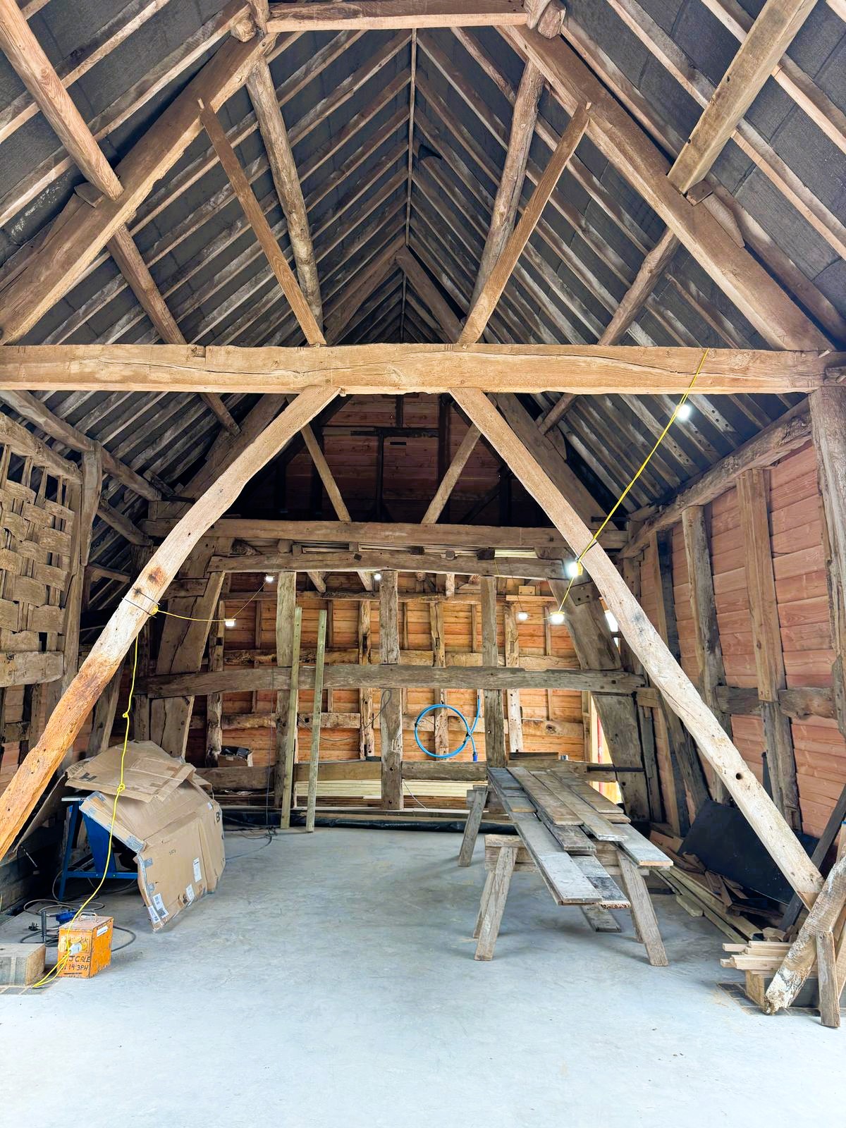 Are you a business or a trade that uses Ross Reclamation for your projects?
Tag your business/page or drop pictures below. We would love to follow you & see your work! Maybe we can support each other. đź’Ş