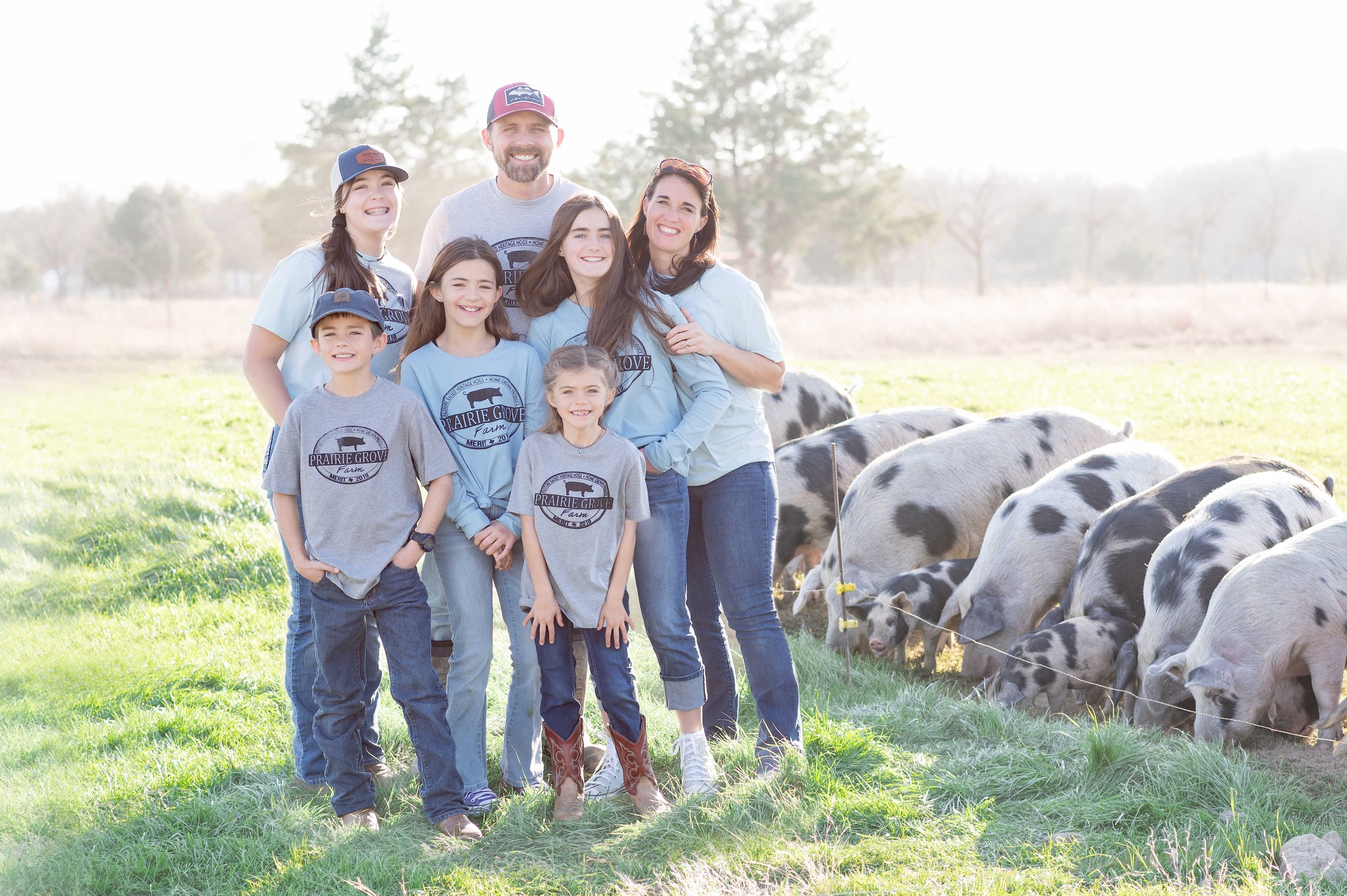 Happy New Year! A little late because...well...life..... 😆 We are entering year SIX on our little farm, and we are SO thankful for all of you for supporting us on this adventure. ❤
#PastureRaisedPork #SupportLocalFarms #FarmFresh #FamilyFarm #KnowYourFarmer #FarmToTable #HeritageBreedPork #pastureraised #pastureraisedpork