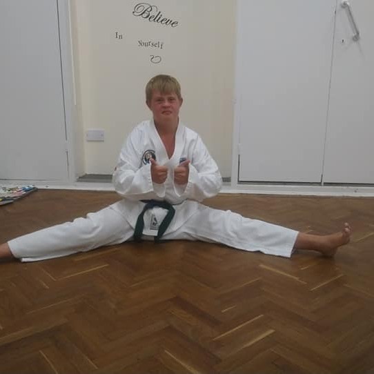 💬 Day 11 of our 12 Days of Christmas!
Today’s focus: LIFE SKILLS THROUGH TAEKWONDO.
Taekwondo teaches more than kicks and punches —
students gain skills that last a lifetime:
✔ Respect
✔ Resilience
✔ Confidence
✔ Perseverance
✔ Self-discipline
These qualities help at school, at work, and in everyday life.
New starters train FREE all January!
Then train from Feb–Easter for just £79, including a FREE dobok.
Current students: introduce a friend who stays 3 months and get a FREE month of training.
Tomorrow is our first class of 2026 — message us to join!
#SovereignTaekwondo #LifeSkills #MartialArtsValues #Kickstart2026 #NewStartersWelcome #TaekwondoTraining #ConfidenceBuilding #TKDFamily