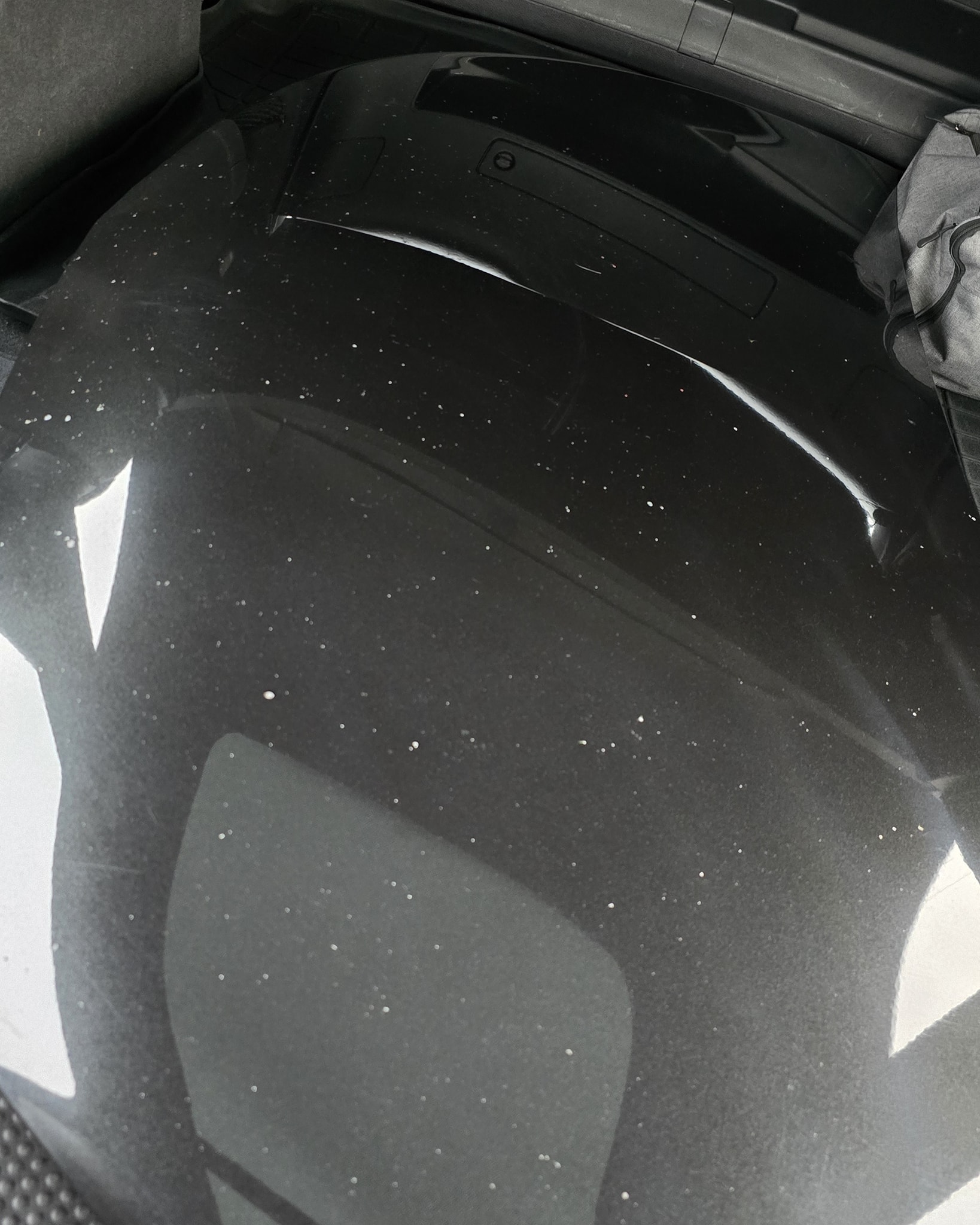 In the words of a friend.... 'only you could be out on New Years Day picking up van parts!'
Sadly, he's right 😂 My reasoning, it was local-ish, it's in better condition than mine, and the seller is due to go away for work for 3 weeks.
Anyways, van clean up and prep tomorrow ready for work Monday. New parts to order too as I really want a splitter and sidebars. I'd like to lower it but she's fairly heavy and think it may become an uncomfortable ride.... Any thoughts? 🤔
#VanParts #VanUpgrade #VanStyling #VauxhallVan #VauxhallVivaro