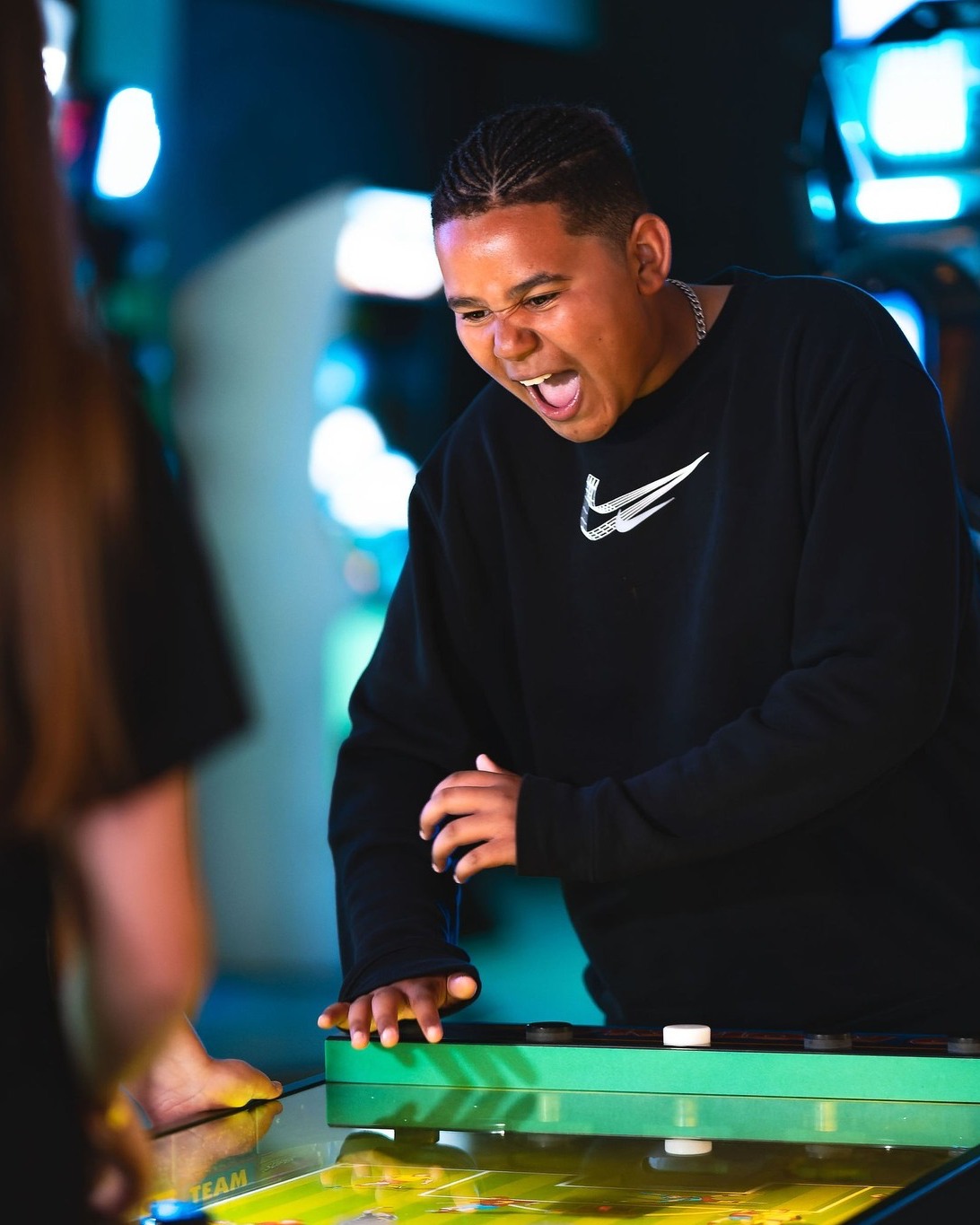 It's almost the weekend! 🥳 Don't forget, we're open all weekend for some free-play fun! 👾
Tickets are selling fast, so pre-book your tickets now!
#ThingsToDoWithKids #gaming #familyfun #dayoutideas #bracknell #farnborough #newbury #newport #poole #southampton #swindon #worcester #GamingCommunity #arcadevibes #retrogaming