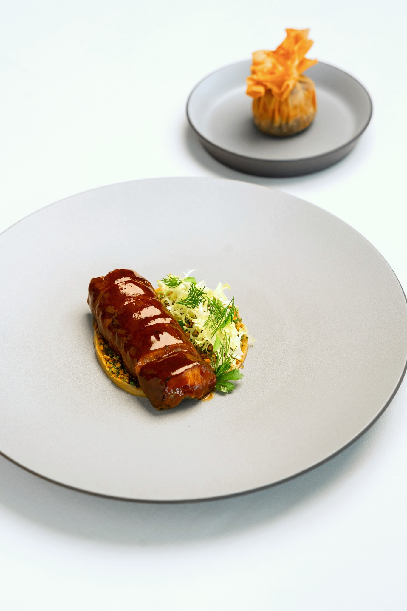 A study in balance. Lamb canon roasted with lemon thyme, mint jus, stiletto eggplant and Alexia-style melt-in-the-mouth potatoes.
For more information and bookings, please visit pierresdubai.com or call us at +971 56 511 3356
#PierresDubai #GaultMillauUAE #DubaiDining #DubaiFoodie #MichelinStar #MichelinGuide #LuxuryDining #FrenchCuisine #PierreGagnaire