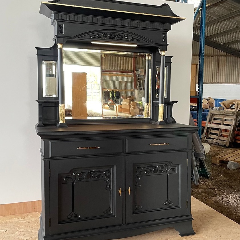 A little winter refresh for your home ✨
Reduced prices on selected pieces until the end of January — simply to make room for what’s coming next.
Courier delivery can be arranged.
Browse via relovedbyjo.co.uk for more, good reloved pieces.