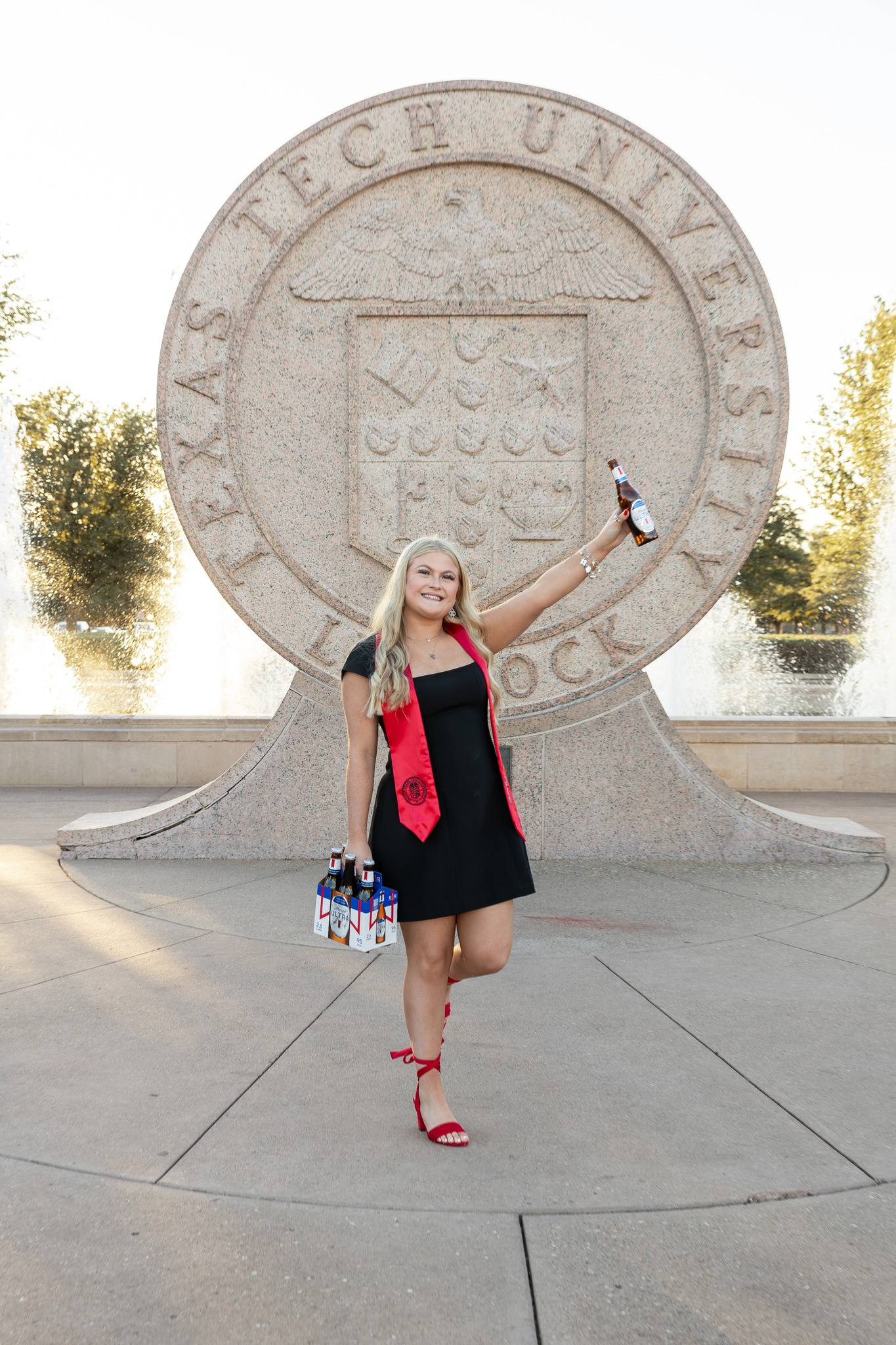 Texas Tech May grads, it is the perfect time to schedule your graduation pictures! DM me to get on my books ❤
#ashleyadamsmedia #lubbockphotographer #lubbockseniorphotographer #texastechsenior #texastechseniorphotographer
