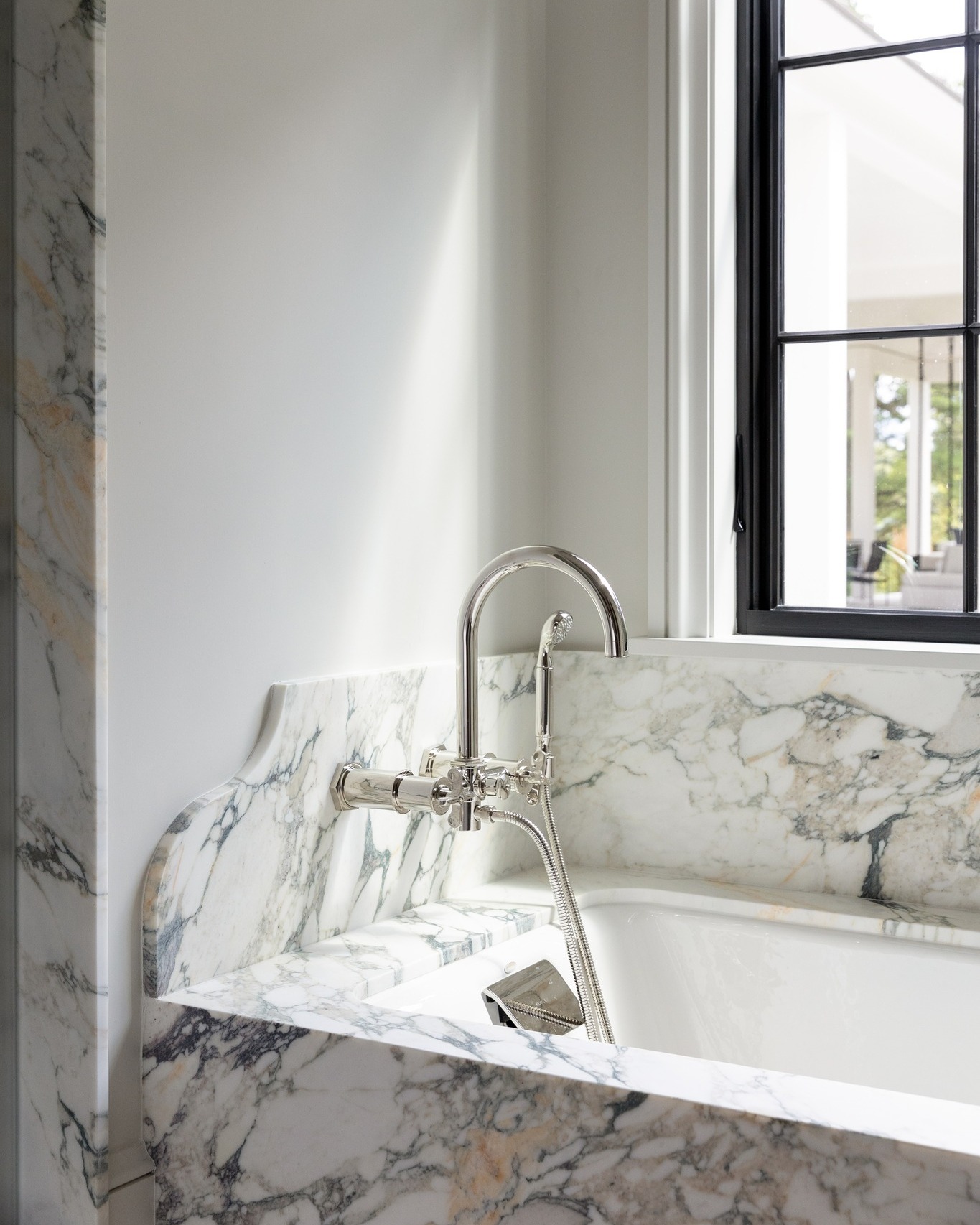 The beauty is in the details. A sculpted stone surround and thoughtfully selected fixtures turn this soaking tub into a true statement of craftsmanship.
Photograph: @emilyobrienphoto_design
Architect: @mcalpinehouse
Interior Design: @changoandco
#luxurybuilder #customhomes #bathroomdetails #timelessdesign #elevatedliving