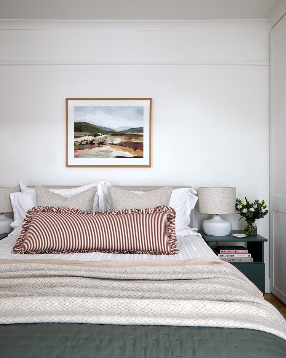 How an Interior Designer Can Add Value to your next project
Thinking of redesigning your space in 2026? A designer can actually save you time, money, and stress.
They can:
✨ Put a full, cohesive design together so you don’t waste hours figuring out what works
✨ Help you avoid costly mistakes by planning every detail carefully
✨ Give you access to trade-only discounts you wouldn’t get on your own
✨ Make your home functional, beautiful, and tailored to how you live
✨ Stretch your budget further by focusing on what really matters
Hiring an interior designer doesn’t have to be a luxury. It’s about having the right plan, the right products, and the right support to make your space work perfectly for you.
Designed by: @kelleninteriors
Photography: @annastathakiphoto
Check out our website (link in bio) to learn more. www.kelleninteriors.com
#londoninteriors #londoninteriordesigner #UKInteriors #britishinteriors #canadianinteriordesigner