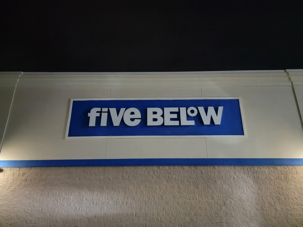 Five Below
10200 Eastern Shore Blvd Ste 608
Spanish Fort, AL 36527
Thanks to our awesome team for knocking out another Install
( 2 sets of wall signs LED Set of Letters & D/F Under-Canopy Sign )
If you would like a custom sign, please give us a call or text or email
and our awesome team can definitely take care of you!
( text ) or ( call ) 850.398.1712
TEAM850signs@gmail.com
#850signs #signage #customsigns #businesssigns #signdesign #branding #outdoorsigns #interiorsigns #exteriorsignage #signageexperts #professionalsigns #signinstallation #signcompany #businessbranding #clearsigns #trustedsigns #customsignage #signsolutions #qualitysign #LEDChannelLetters #SignInstallation #SignService
#FiveBelow #SpanishFortAL