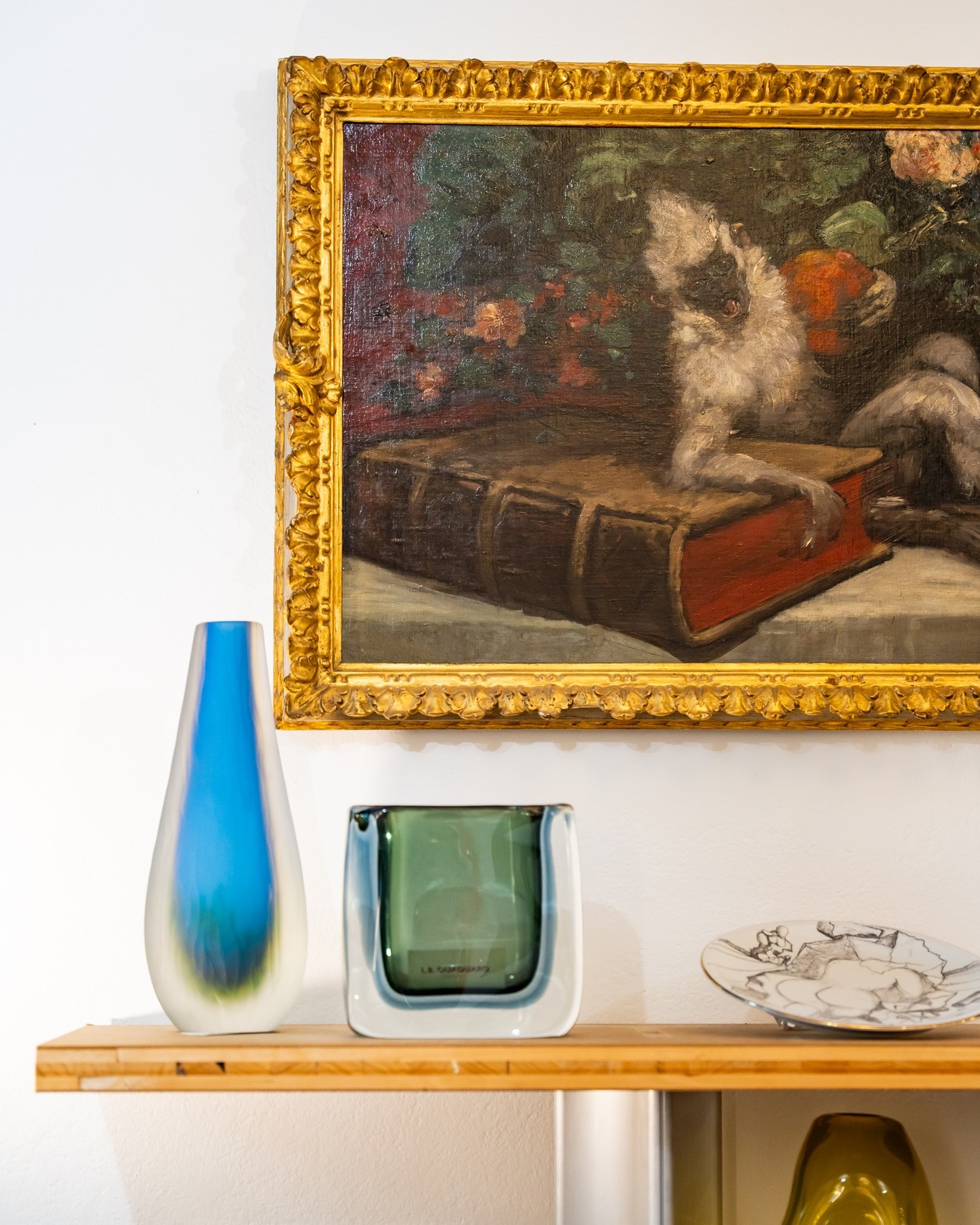 Tra passato e presente prende forma un percorso da esplorare.
Il nostro showroom è il luogo dove stili ed epoche diverse si incontrano per dare voce a ogni ambiente.
Between past and present, a journey takes shape one to be explored.
Our showroom is the place where different styles and eras meet, giving voice to every space.
LBQuaquaro
#fineartboutique
____
#antiques #vintage #art #italy