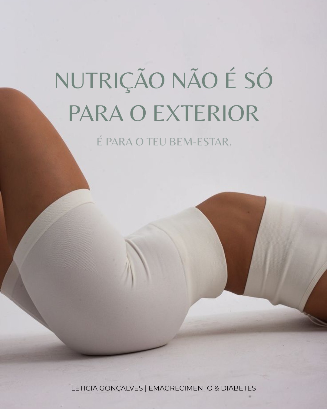 A nutrição não é só estética.
É sentir-se bem no seu corpo, ter mais energia, dormir melhor e cuidar da sua saúde todos os dias.
É prevenir doenças, equilibrar hormonas, reduzir sintomas… e também ver no espelho os reflexos desse cuidado: pele mais hidratada, cabelo e unhas mais fortes, menos celulite e maior confiança em si ✨
Cuidar da alimentação é um ato de amor-próprio. 💞
É escolher cuidar de si de dentro para fora, com equilíbrio e consciência.
Se quer começar esse caminho com acompanhamento profissional, estou aqui para si 🤍
📩 Marque a sua consulta por mensagem privada ou e-mail.
#nutriçãoeestética #nutriçãoconsciente #bemestar #nutriçãosaudável #saúdedamulher #autocuidadofeminino