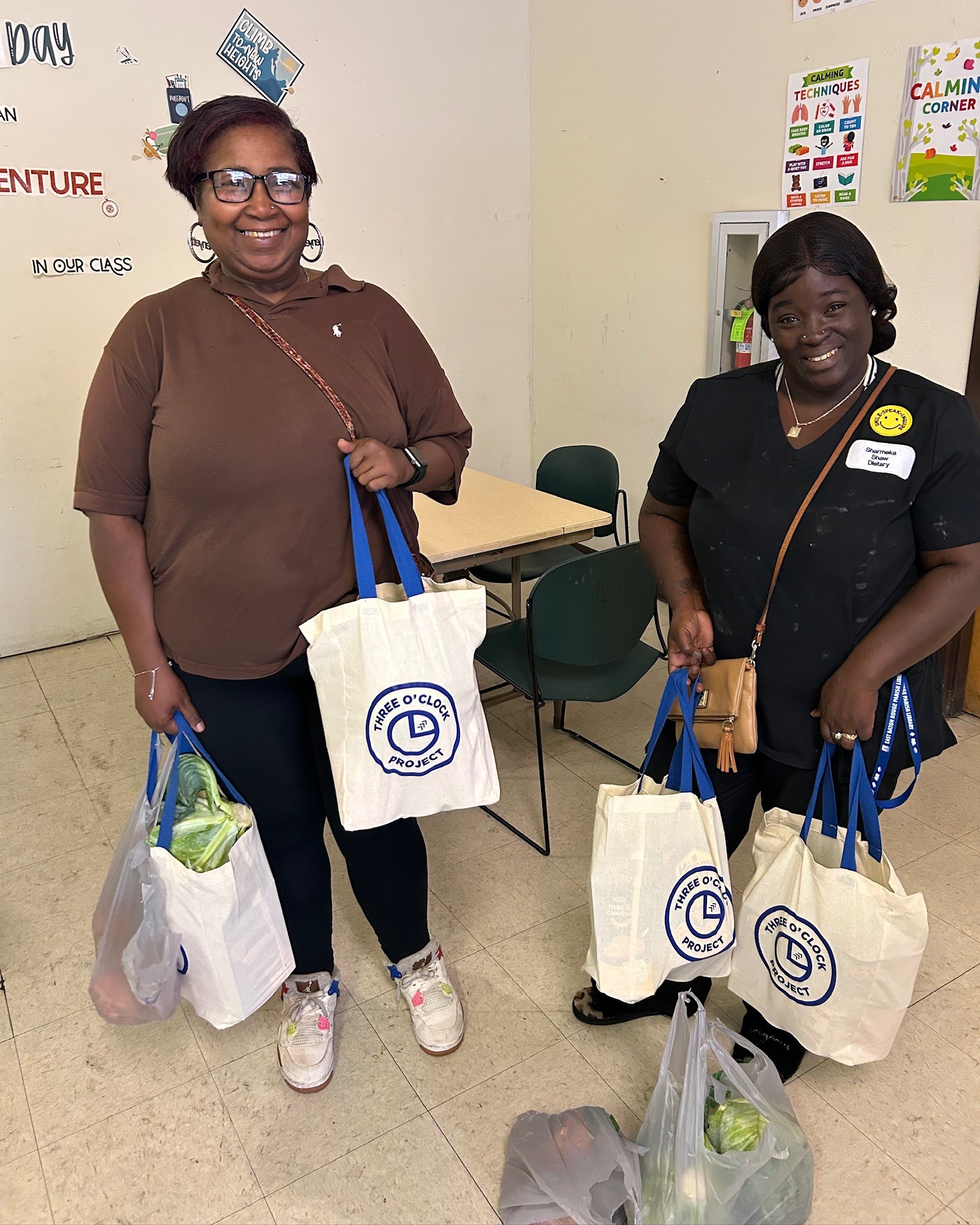 From Louisiana to the Pacific Northwest 🌎 Thank you @fox12oregon for highlighting how Three O’clock Project turns surplus food into nutritious meals for families across our community. Fighting food waste and food insecurity, one rescued meal at a time.
#rescuekitchen #batonrouge #hungerhero