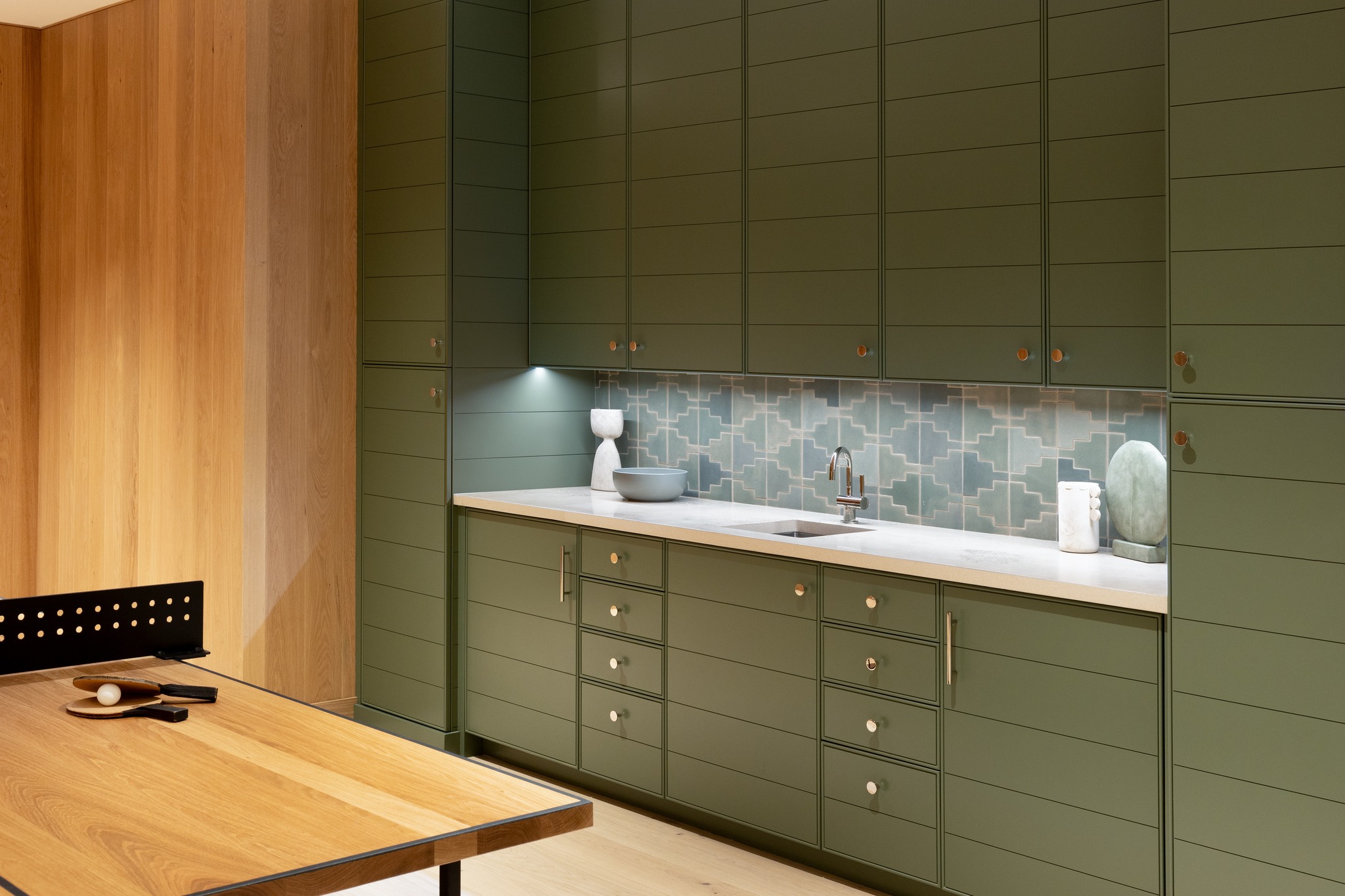 Proof that custom spaces can work hard and play harder. Thoughtfully designed cabinetry paired with room to unwind makes this space as functional as it is fun.
Photograph: @emilyobrienphoto_design
Architect: @mcalpinehouse
Interior Design: @changoandco
#custommillwork #luxuryinteriors #designbuild #craftedspaces #modernliving