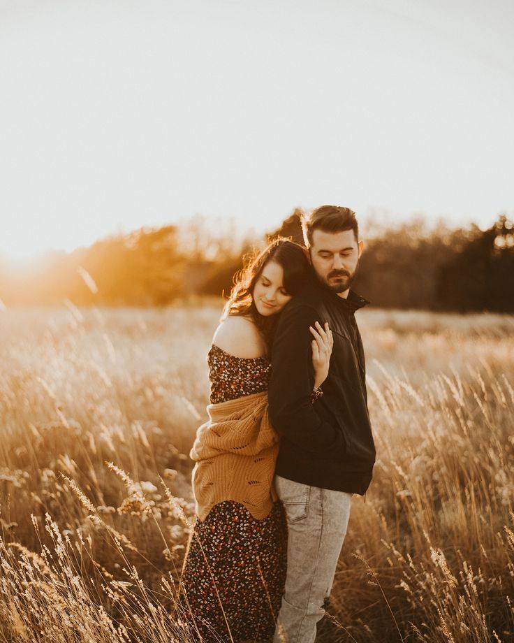 Long grass sessions, evening light sessions now on in Summer.