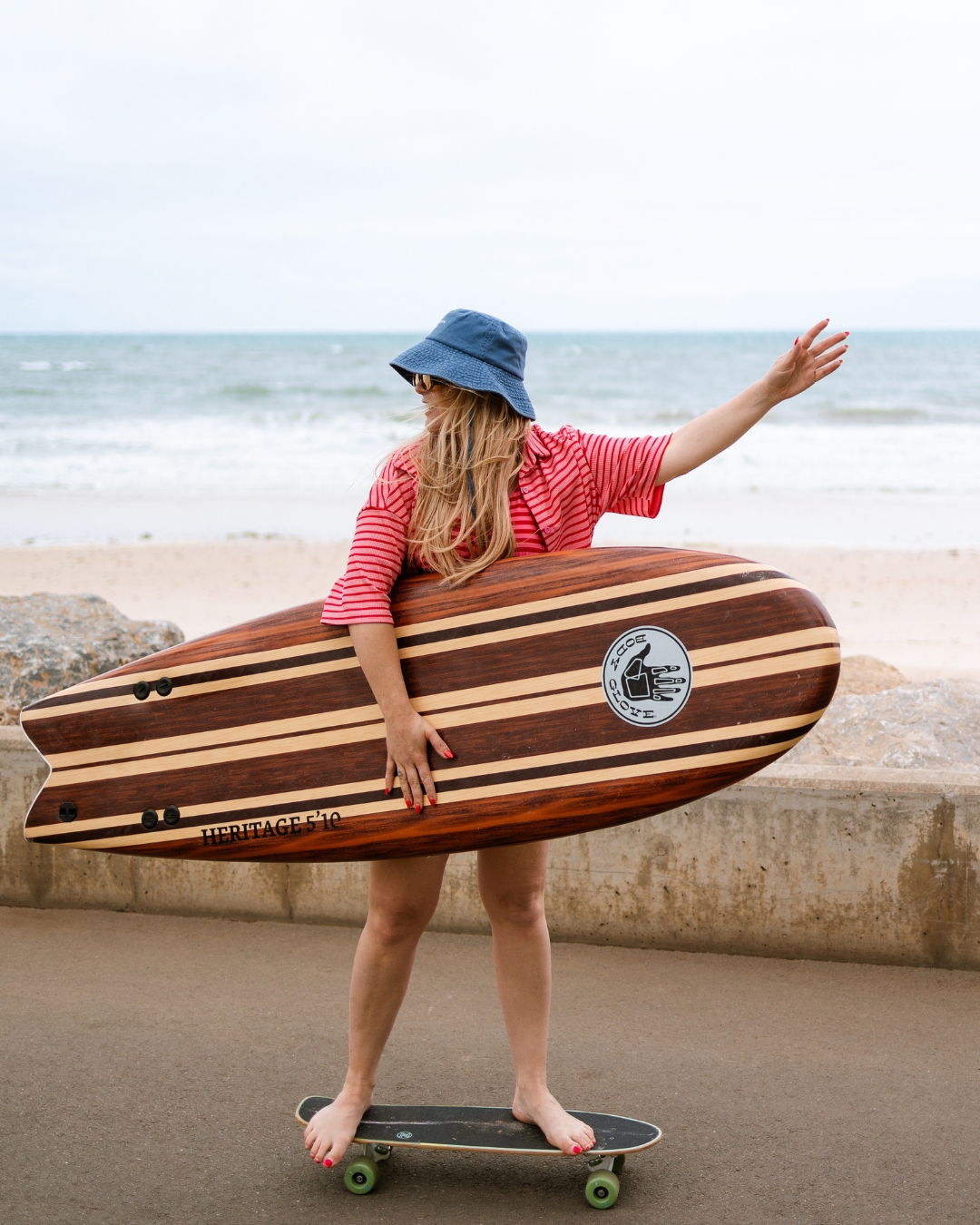 à la plage 🏄🏼 @jessie_feitosa x @oakbankreno