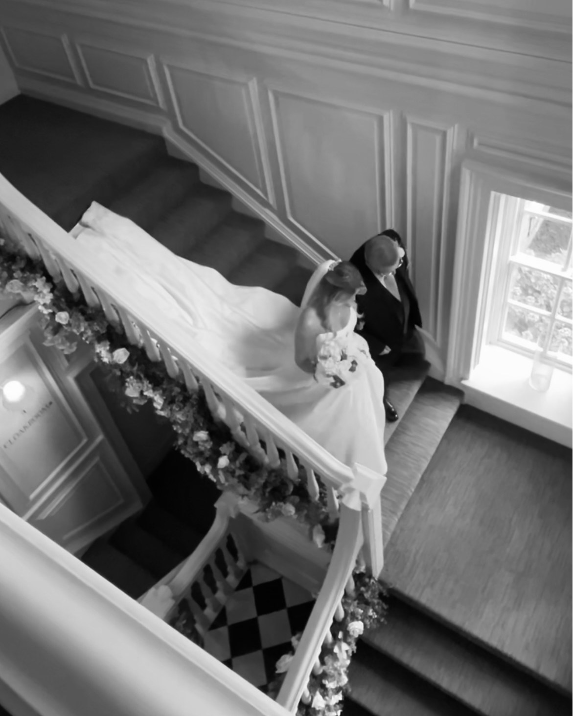 There with you until you walk down the aisle. I preach it time & time again, you are never just another face in my chair & on your wedding day, I will be there with until you go off to say 'I Do!' There to be on hand with drying bouquets, cutting out dress labels, or just to help ease some nerves, whatever you need I am happy to jump in to help!
Amazing Amy off to marry Ben at @barnetthillhotel It was an early start but what a morning!
Representing: @nwmake
#barnetthillhotel #barnetthill #barnetthillwedding #barnetthillweddings #surreymakeupartist