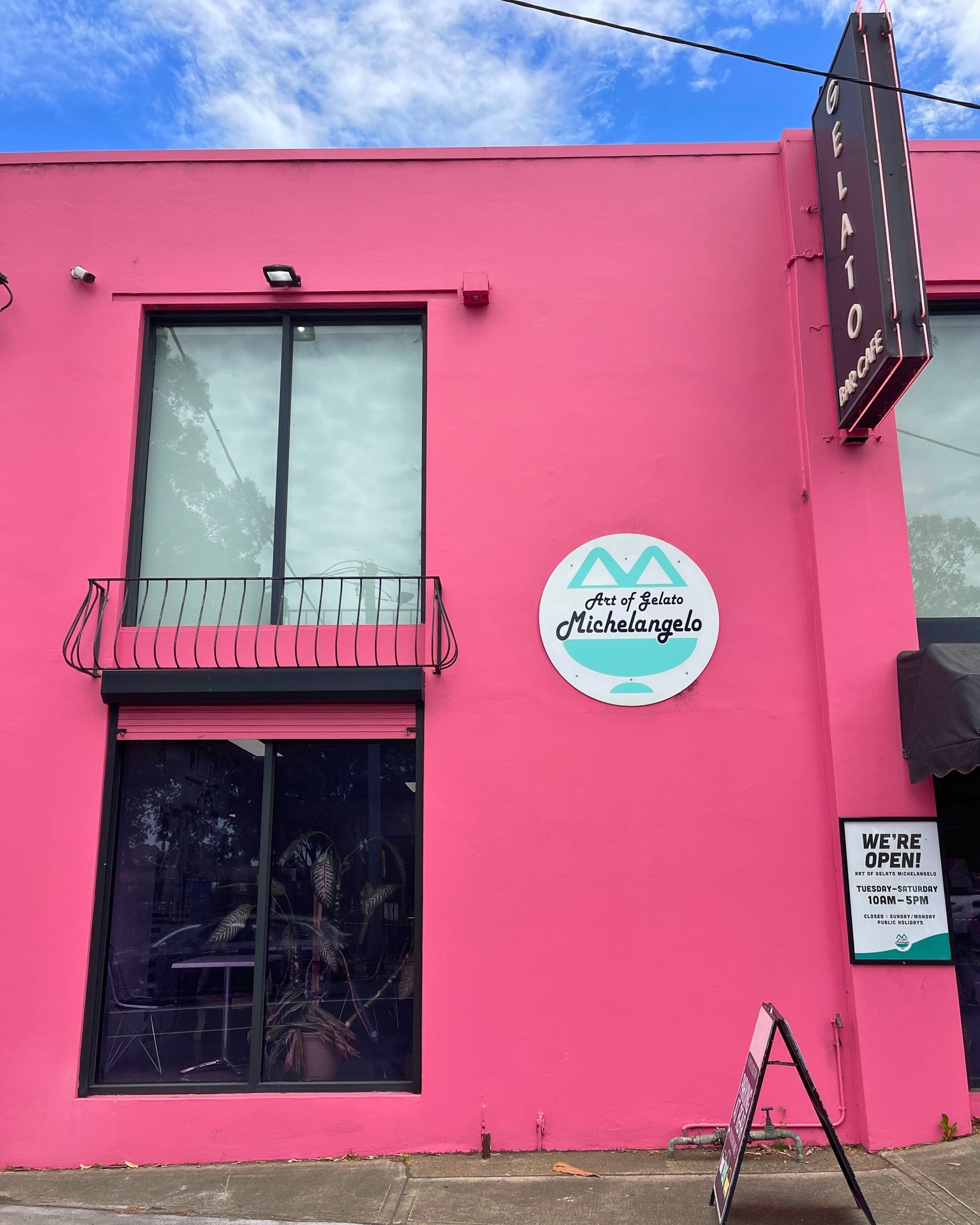 Located on the lands of the Cabrogal peoples of the Dharug Nation, Carramar in NSW is a leafy suburb, with a lot of heart. Perhaps best known for the historic Landsdowne Bridge designed by Bridge Builder and Master Stonemason David Lennox, Carramar is also home to a dreamy artisan gelateria.
The WEST Journal
Explore the West: Exploring Carramar, Home of Dreamy Gelato
@visitnsw @destination_nsw @tourismnsw @fairfieldcity @discoverfairfield @artofgelatogelateria @powerhousemuseum @goliathcoffeeroasters @gatospastizzi @minabakeryandsons
#thewestjournal #travel #food #culture #whatareyoudoingthisweekend #west #thingstodo #carramar #gelato #artofmichelangelo #powerhousemuseum #foodproducersprogram