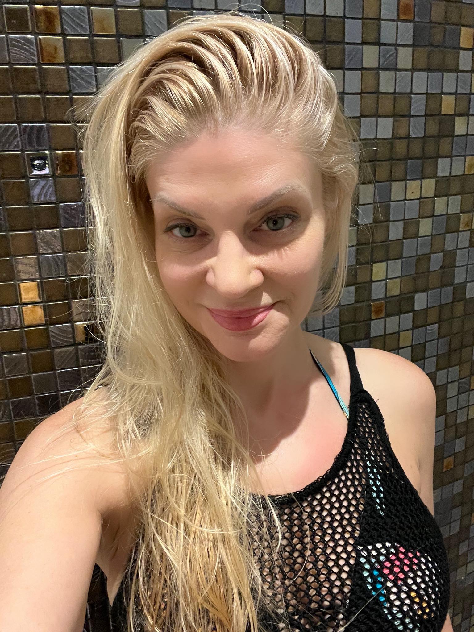 Beach hair = zero cares