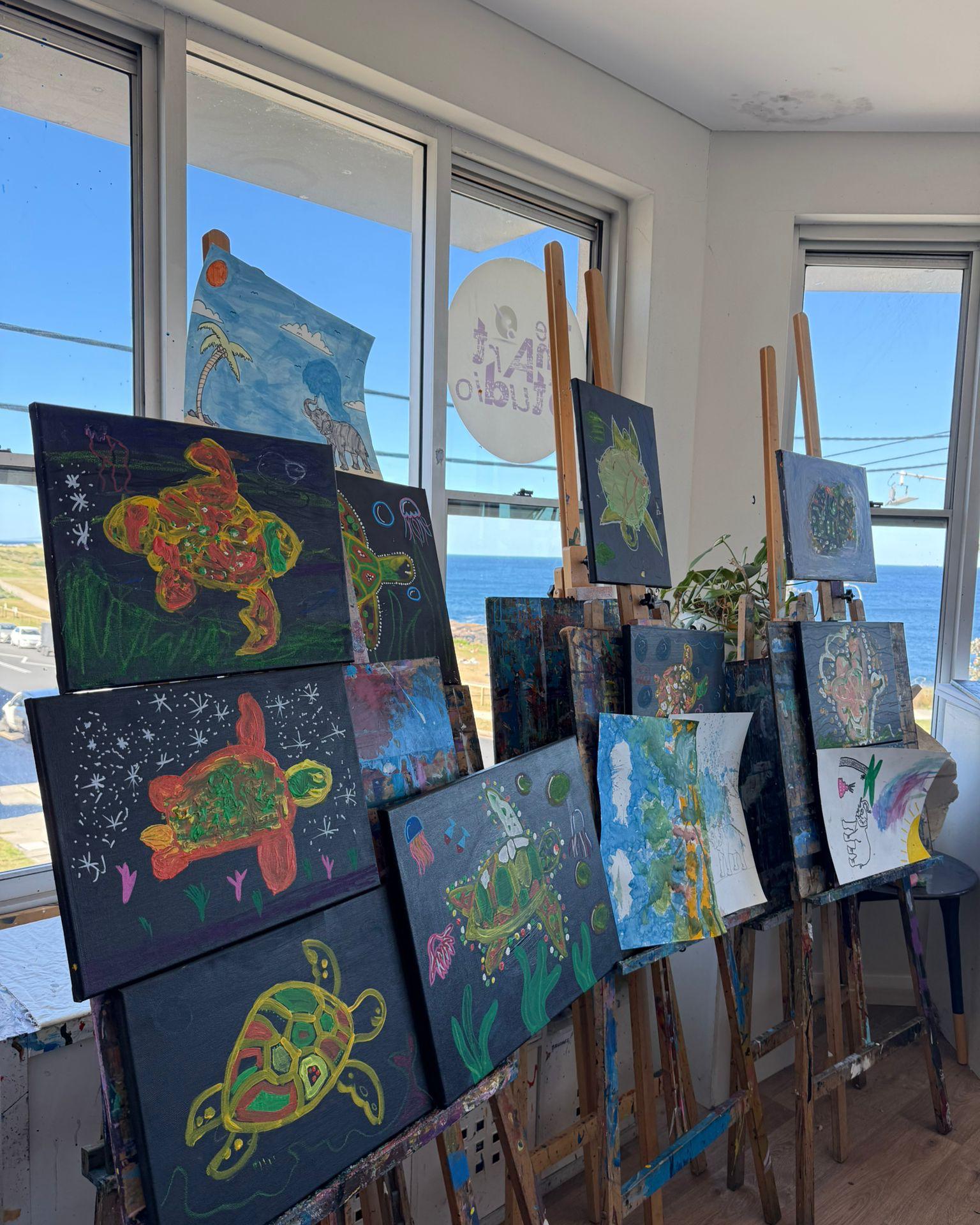 Take a look at our young artists they used bold and bright colours to paint these beautiful sea turtles. 🌊🌊
Link in Bio!
This class was with our beautiful teacher Juliana!
#theartstudiomaroubra #maroubra #maroubrabeach #maroubracommunity #artclassessydney #artclasseseasternsuburbssydney #kidsartclasses #paintingclassessydney #drawingclassessydney #maroubracreativehub #sydneyartclass #sydneyart #sydneyworkshop #sydneycreative #sydneykidsactivities #sydneykidsworkshops #sydneyartschool
#beginnersartclassessydney #kidsactivitiessydney #weekendworkshopssydney #couplleexperiencesydney #artsydney #artgallerysydney