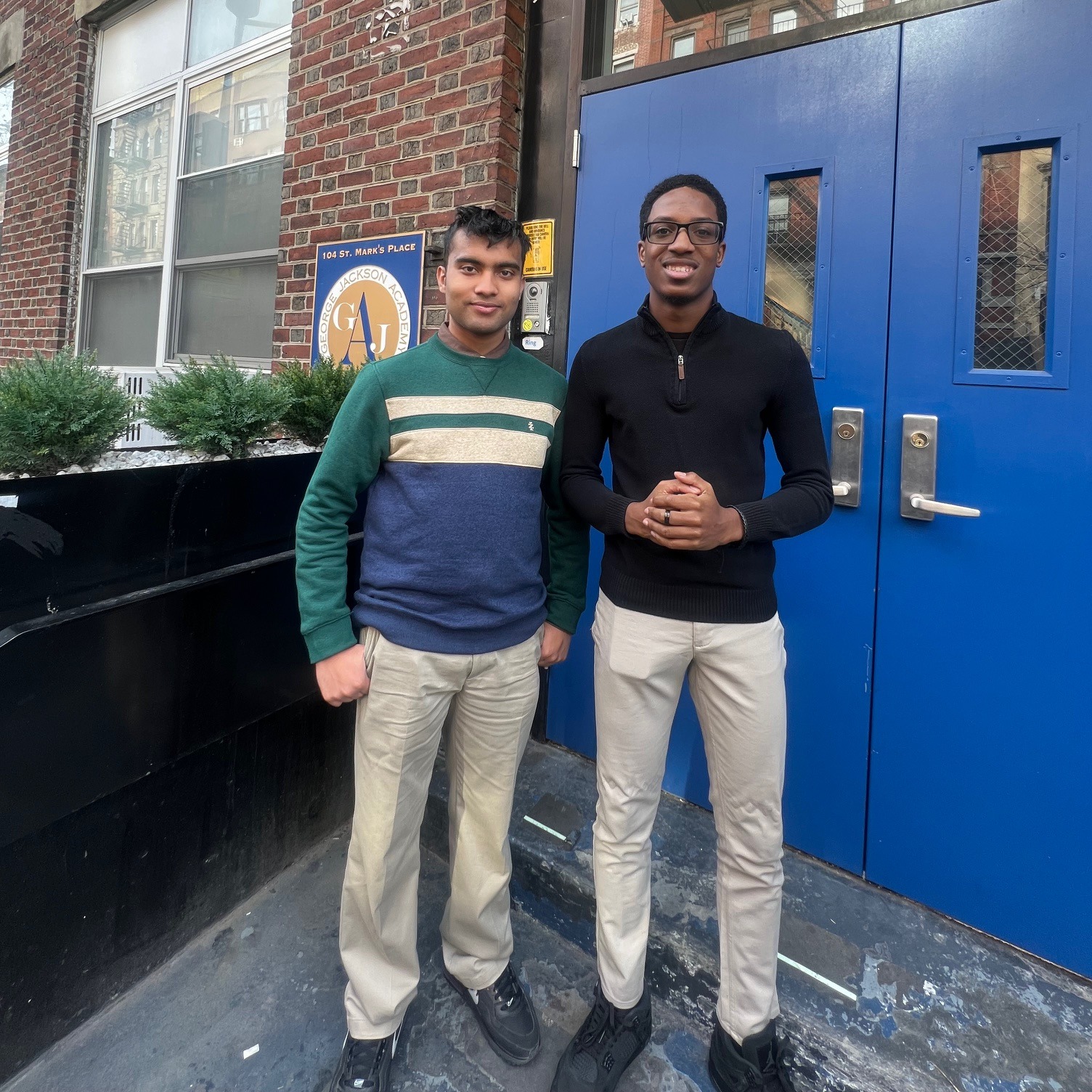 Much to our excitement, several more GJA alumni have come back through our doors! Leehan '20, currently at @rittigers, Driseth '21, currently at @ualbany, and Salahedin '20, currently at @portlandstate have all returned this week to say hi to old faculty and staff and give their words of wisdom to their younger brothers. Keep killing it guys! #haveagjaday #financialaidforall