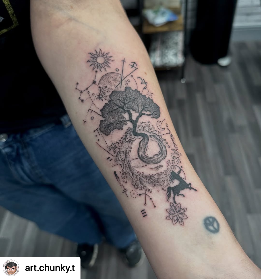 @art.chunky.t Mad sick willow tree and sagittarius tings for @alyatbloom today! Pleasure to meet you mate!