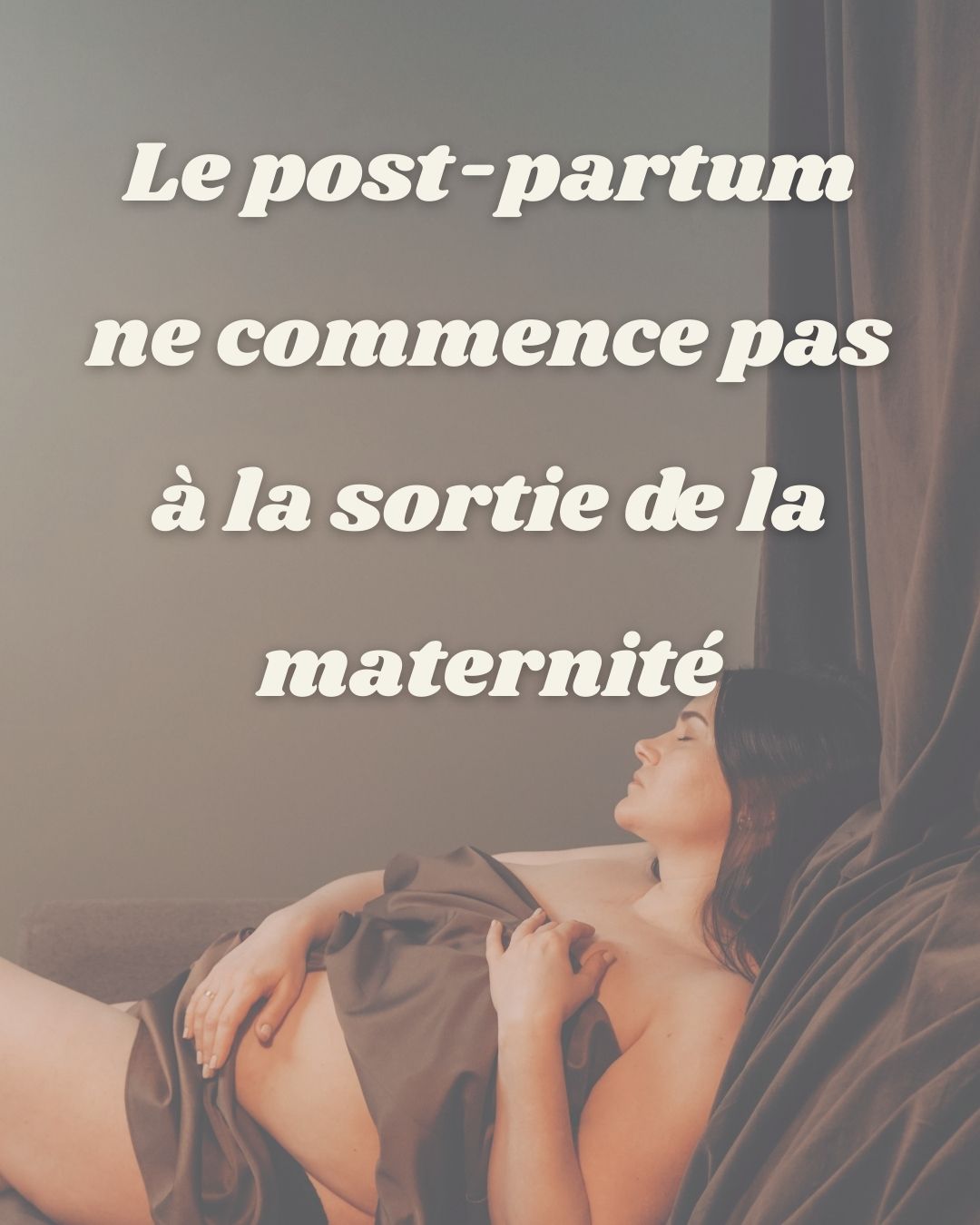 Le post-partum commence bien avant la première consultation.
Il commence souvent dans le silence.
Dans la fatigue.
Dans ce corps qui ne ressemble plus à celui d’avant.
Beaucoup de femmes me disent :
“Je pensais que je serais remise plus vite.”
Le post-partum, ce n’est pas un délai à respecter.
Ce n’est pas une course.
C’est une période de récupération profonde,
physique, émotionnelle, parfois invisible.
Se rééduquer, se réapproprier son corps,
ce n’est pas “revenir comme avant”.
C’est construire un nouvel équilibre.
Si ton post-partum a été plus long, plus flou ou plus difficile que prévu : tu n’as rien raté 🤍
#grossesse #kinépérinatale #rééducationpérinéale #postpartum #parentalite