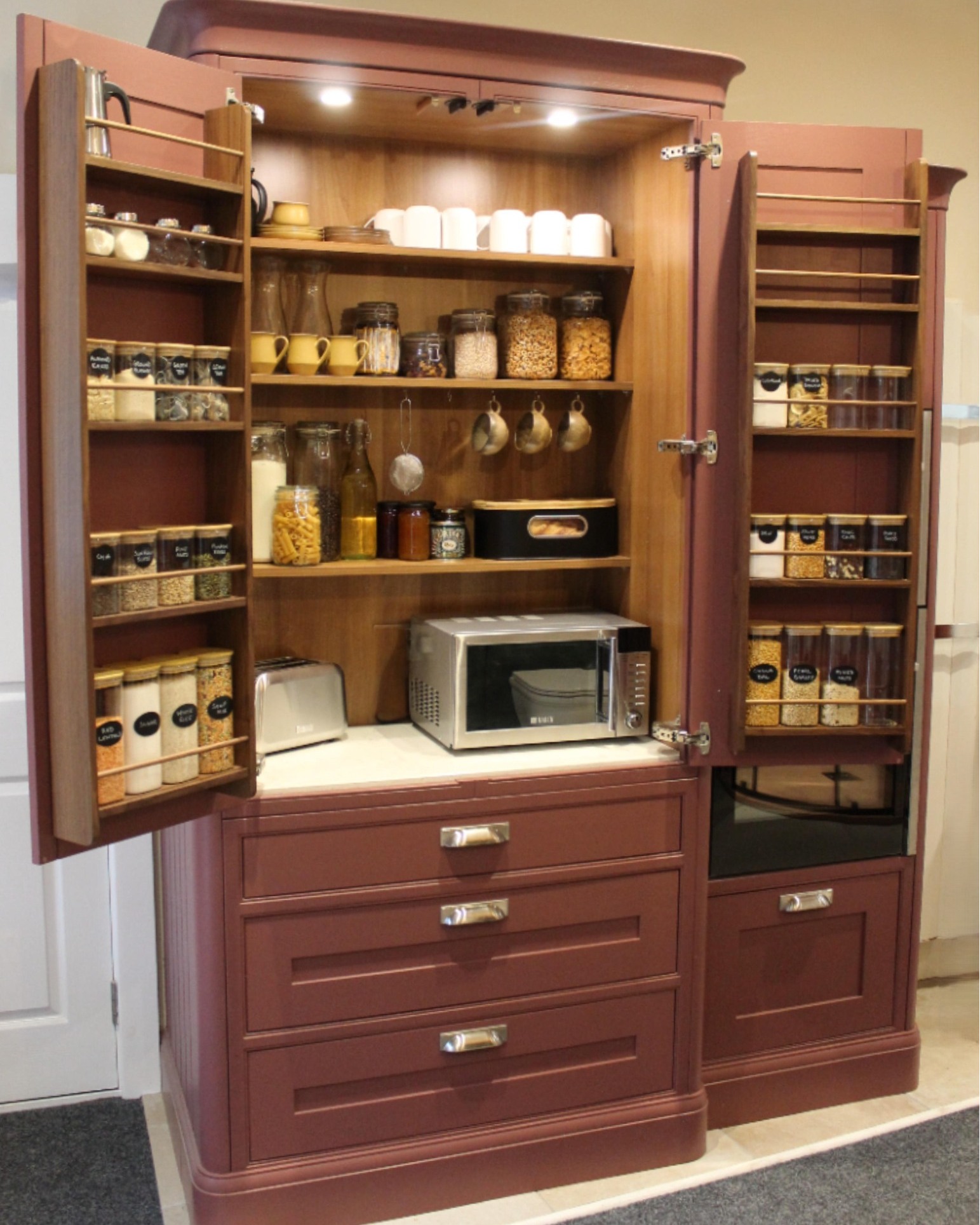 Stunning breakfast larder cupboard as part of our displays here at #goodwinskbb.
Transform your mornings with a breakfast larder cupboard built to fit your space and style. This versatile unit has great features such as drawers for everything from cutlery to snack bars, worktop space to house items such as microwave for your porridge and kettle for your coffee! With useful easy to use door-mounted storage for lids, cooking oils, and stovetop essentials.
Customizable to any size and paint finish — choose any colour of cabinet or doors to match your kitchen décor.
Tell us your space, your colour, and your needs and we’ll tailor a setup just for you.
www.goodwinkbb.co.uk
#KitchenStorage #CustomFurniture #BreakfastNook #HomeOrganization #CraftedToMeasure #KitchenUpgrade #InteriorDesign
