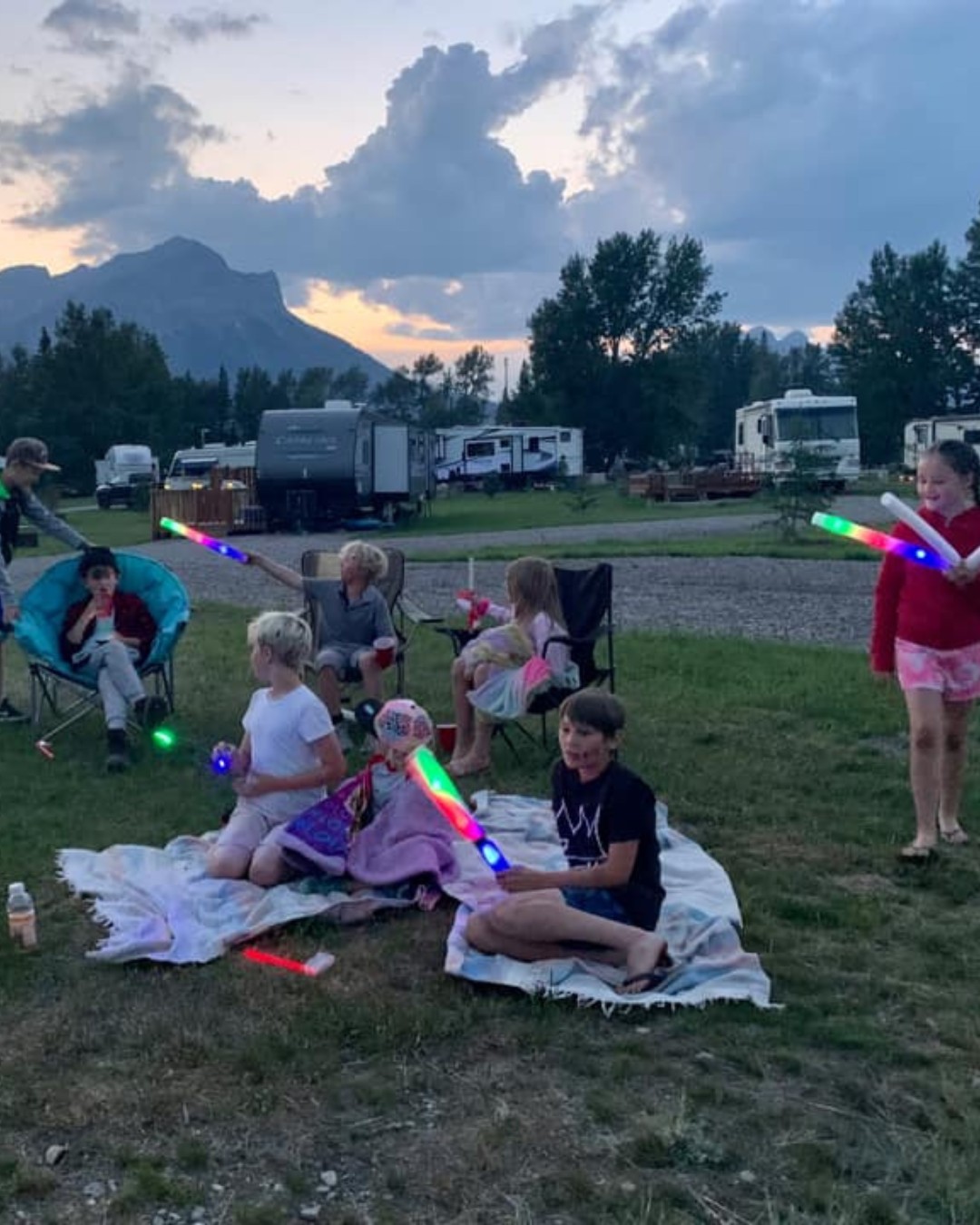 Every year we see families return to the same sites, same weekends, same inside jokes.
Grandparents beside kids. Parents beside friends. Generations who’ve made this park part of their story.
That’s what makes Crowsnest River RV Park more than a campground. It’s where memories pass down the lane.
Ready to start your own tradition? Apply today for your 2026 full-serviced site.
