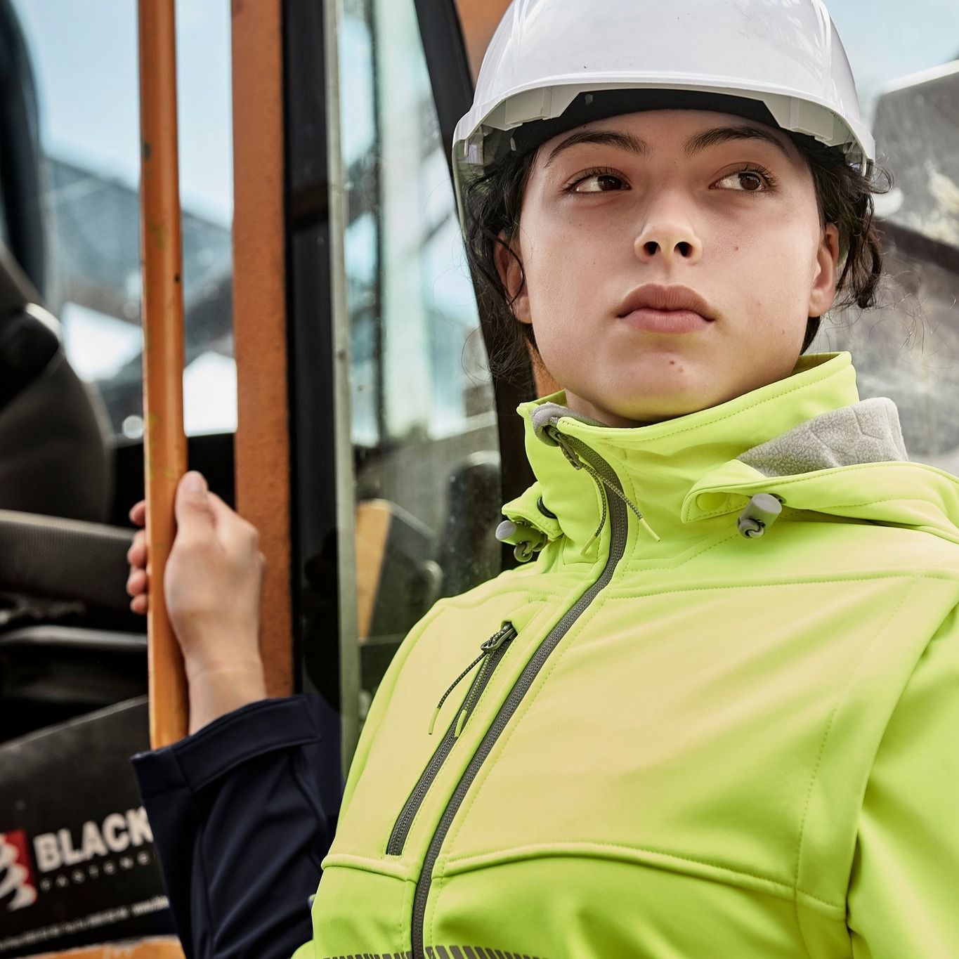 We help teams stay safe and compliant with certified workwear and smart branding. At Pressed for Time we source trusted brands like Syzmik and JBs wear then customise garments without voiding safety certifications — so your staff, students, or volunteers get high-visibility, flame-resistant, or hardwearing gear that actually meets Australian standards. ✅
Practical tips: choose certified fabrics for the hazard type, prioritise batch consistency and correct sizing to cut replacement costs, and ask your supplier about testing after branding. We also offer sustainable, performance-focused options that last longer and perform better.
Ready to protect your people? Visit https://www.pressedfortime.com.au/ to learn more and get expert advice for sports clubs, schools and businesses across Australia. 👕🛡️ #WorkwearSafety #PressedForTime #AustralianStandards #TeamUniforms