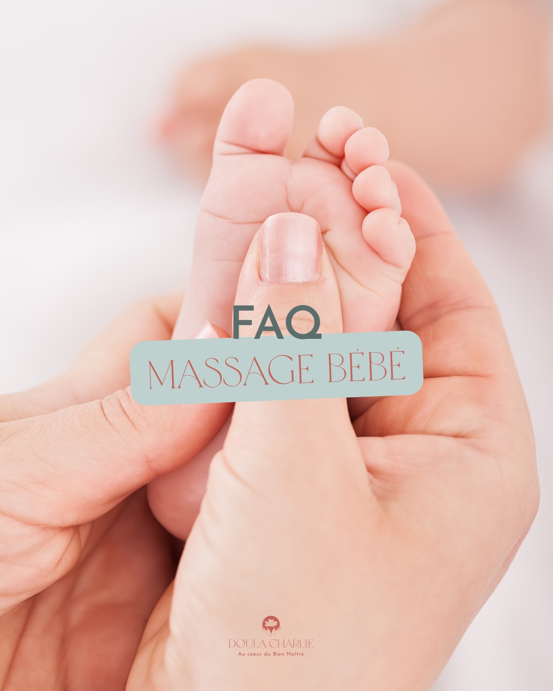 Le massage bébé suscite souvent beaucoup de questions.
Alors voici les réponses à celles que j’entends le plus souvent 👇
👶 Est-ce que tu masses mon bébé ?
Non. Je te montre les gestes, et c’est toi qui pratiques. L’idée, c’est que tu te sentes à l’aise et confiante pour pouvoir les refaire chez toi.
😌 Mon bébé n’est pas toujours calme, c’est un problème ?
Pas du tout. On s’adapte toujours à son état, à son rythme, à son humeur. Même quelques minutes comptent.
⏳ Il faut prévoir combien de temps ?
On prend le temps qu’il faut. Parfois c’est 5 minutes, parfois plus. Il n’y a rien à réussir.
🍼 À partir de quel âge ?
Dès la naissance et jusqu’à environ 2 ans, en adaptant les gestes.
🏠 Où se déroule l’atelier ?
À domicile lors d'un rendez-vous de Doula ou un rendez-vous dédié.
Le massage bébé, ce n’est pas une performance.
C’est un moment de lien, de présence, de douceur 🫶
Un temps pour apprendre à se rencontrer autrement.
Si tu veux offrir cet atelier ou te l’offrir, écris-moi “BÉBÉ” en message privé 📩
Je t’explique tout simplement.
#doulacharlie #massagebebe #doulaparis #doulasdefrance #doula