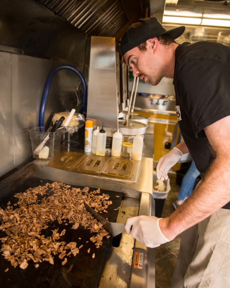 All of our meat gets one final sizzle on the griddle before being added to your favorite entree! Our resident tall guy, Carson, is always ducking under the hood and putting everything out of our reach! 𤣠We tease, but this guy is the BEST!!
Hereās this weekās schedule:
TUE-FRI 1/6-9 ~ CVS on 11th ~ 11-2 & 3-6:30
SAT 1/10 ~ CVS on 11th ~ 12-3