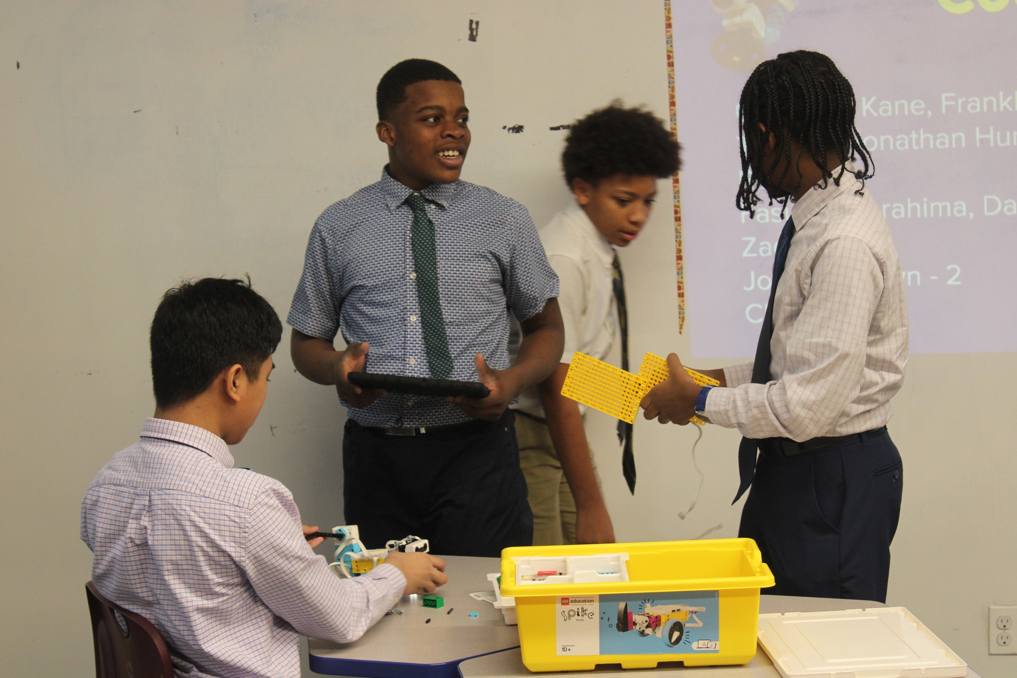 Our 8th graders are diving into their Sumo LEGO Robot challenge! From designing and building to testing and refining, the boys are putting their problem-solving, teamwork, and engineering skills to the test. We can’t wait to see these robots battle it out as the project unfolds! #haveagjaday #financialaidforall
