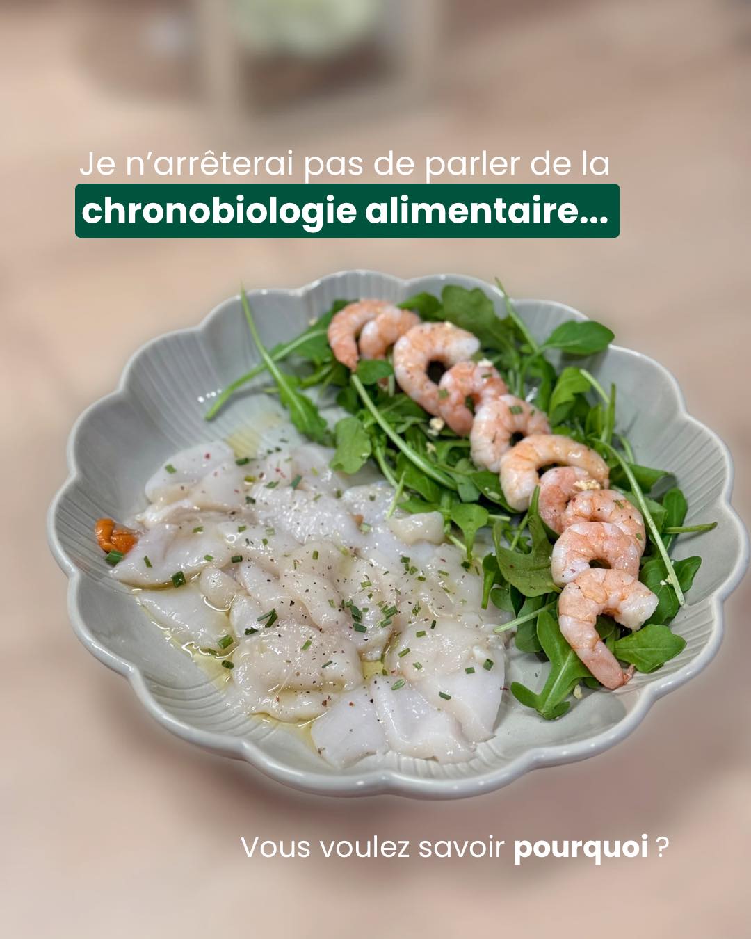 Pourquoi je parle de chronobiologie alimentaire ?
Parce que cette méthode mérite d’être connue, comprise… et appliquée.
Et parce qu’elle change des vies, vraiment.
La chronobiologie alimentaire, c’est avant tout une méthode santé, avant d’être une méthode minceur.
Elle respecte ton horloge interne, ta physiologie, tes hormones et ton énergie naturelle.
Ce n’est pas un régime.
Ce n’est pas restrictif.
Et ce n’est certainement pas frustrant.
✨ Tu manges normalement… mais au bon moment.
✨ Tu manges plus… mais mieux.
✨ Tu optimises ton énergie, ta digestion, ton sommeil et ton métabolisme.
En appliquant simplement les bons aliments au bon moment de la journée, ton corps fonctionne mieux. Et quand ton corps fonctionne mieux → le poids suit naturellement.
La chrono devrait être enseignée partout, tellement elle est logique et adaptée au quotidien des femmes actives.
Alors partage ce post à quelqu’un qui va A-DO-RER découvrir cette méthode 🔥
Et reste bien jusqu’à la dernière slide…
J’ai préparé une petite surprise pour les curieux/ses 👀✨
—
Je suis Julie, experte minceur & fondatrice du Cabinet JOLIE.
Sur ce compte, je t’apprends à mincir sans régime, à te réconcilier avec la nourriture et à obtenir des résultats visibles, sans frustration.