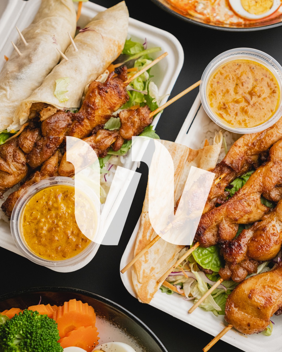 Who says BBQs are only for weekends?
@satayme brings the heat to your weekday lunch with flame-grilled skewers and all the summer feels… right here in the heart of the city. 🌶️��
Find them at 18 Willis.�
#18 WillisSt #WellingtonCBD