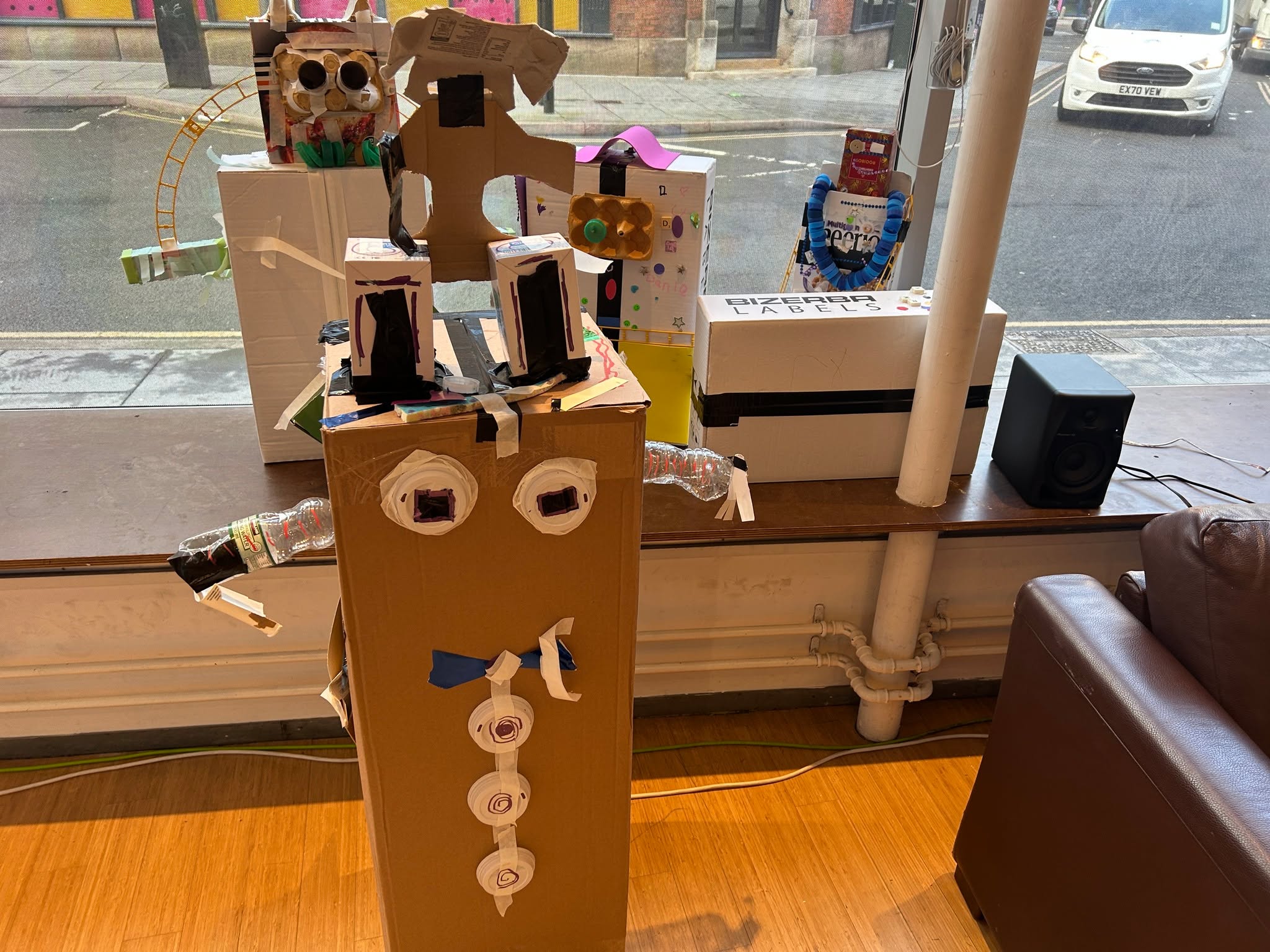 Meet the latest additions to Robots for a Safer World! 🤖♻️
Big thanks to @kalaartscic for delivering an amazing junk robot building workshop at @cearlies @lcb last weekend.
A brilliant hands-on session where creativity met sustainability as we transformed everyday materials into these robotic creations.
Thanks for bringing your expertise and energy! 🙌
#JunkRobot #SustainableArt #RobotsForASaferWorld #UpcycledArt #CreativeWorkshop #CommunityArt #Leicester