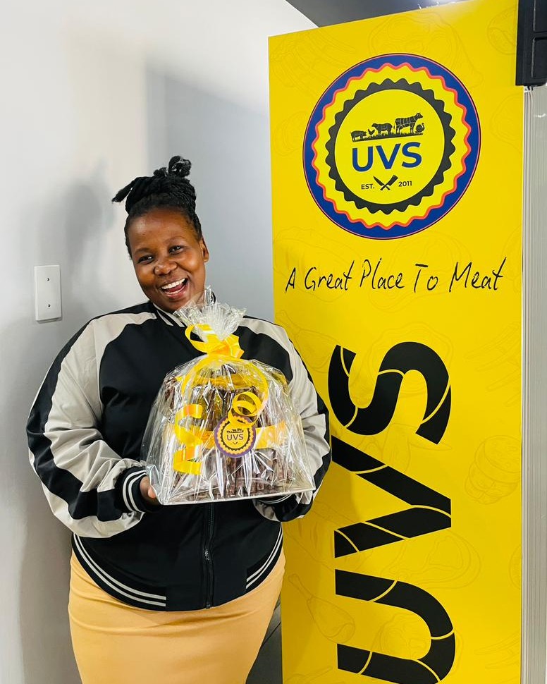 And that’s how we celebrate 50K followers!🎉🥳 Nelile Buhle Mamba has collected her Biltong Cake 🎂 to enjoy with her loved ones ❤️👨👩👧👦
Congratulations once again on your win! 🎊🙌
#UVS #BiltongCake #UVSGiveaway #SupportLocal #AGreatPlaceToMeat