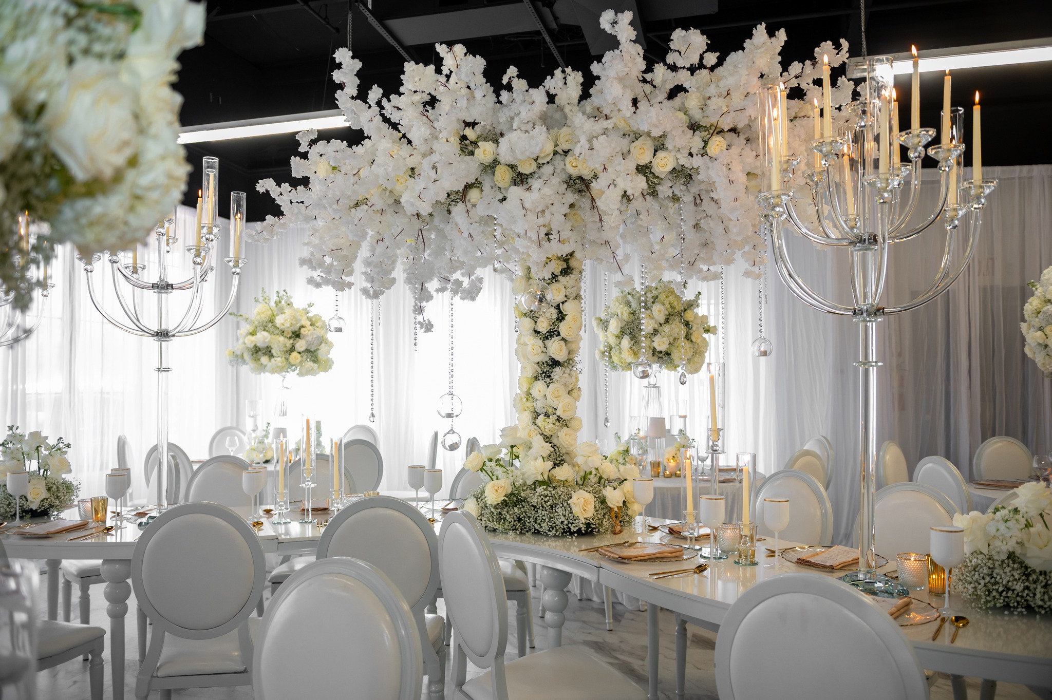 Before we talk details…
Before we talk timelines…
Before we talk budgets…
Let’s talk experience.
✨ What do you want people to feel the moment they walk into your event?
✨ When the night is over, what moment do you hope they remember most?
✨ What does “done well” truly mean to you?
At Royale Classy Creations, we believe experiences should be intentional, not rushed, not generic, not stressful.
Drop one word in the comments that describes how you want your event to feel.
👉🏽 If you’re ready to create something magical and seamless, schedule your consultation today!
#royaleclassycreations #celebratestressfree #itsanexperience
