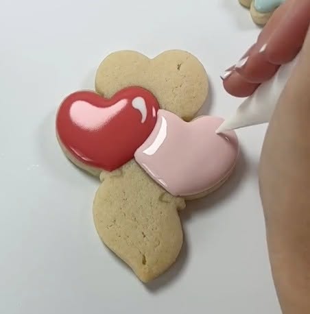 My Winter Friends January class is BOOKED!!!
But there is still time to join us for the Adult/Child Valentine's Day Class. Get tickets now...February is just around the corner!
https://www.facebook.com/share/1U3N1wnERv/