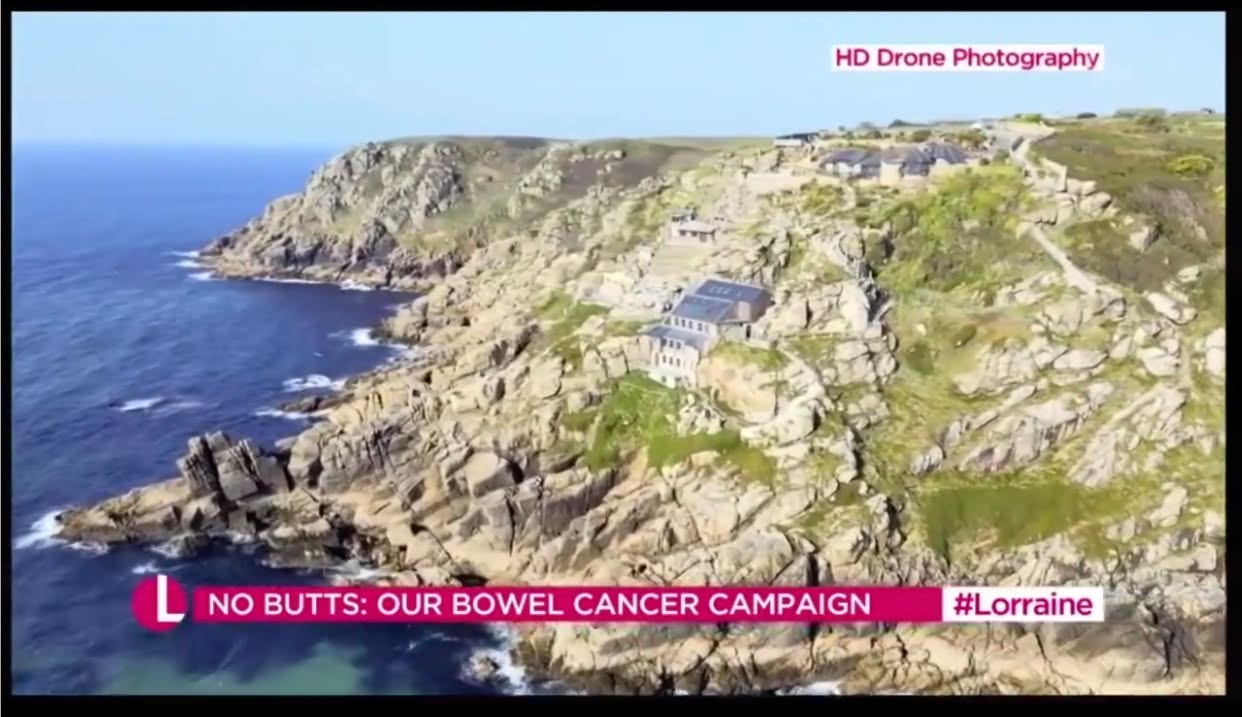 A couple of years ago, I got a message asking if some of my footage could be used on ITVās Lorraine.
It was only a few seconds, but seeing something Iād filmed appear on national TV was a real āthatās pretty coolā moment - and one I wonāt forget.
#DroneFootage #BehindTheLens #AerialUK #CreativeMilestones #CornwallDrone #TVMoments #MinackTheatre #Cornwall #Minack