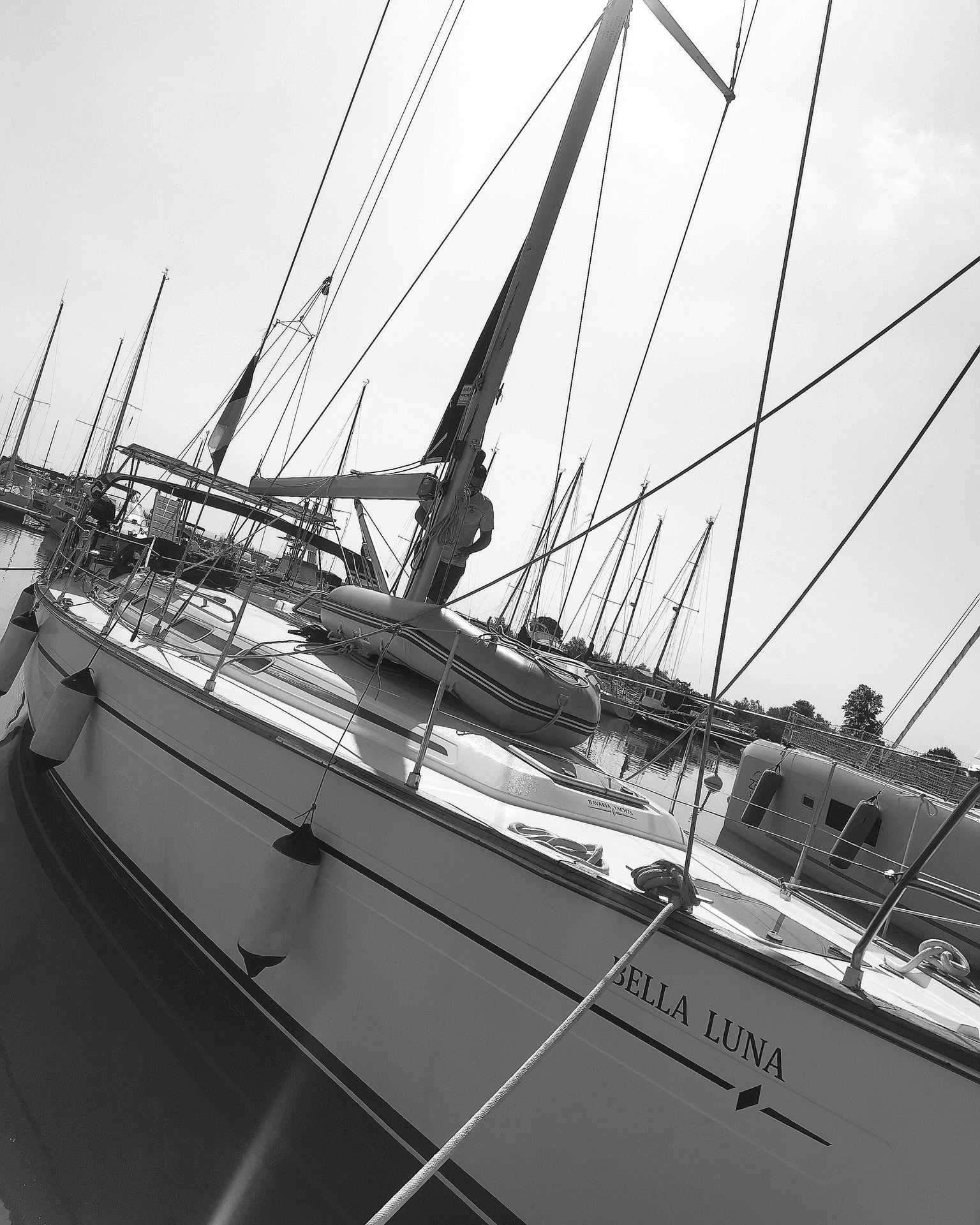 Gréement textile ou gréement inox 🤔⚓️
Poids, sécurité, durée de vie, performance… le choix n’est pas si évident
••
👉 Voici quelques avantages et inconvénients selon votre navigation
🔗 Article à lire sur notre blog
➡️ https://www.pslgreement.fr/post/gréement-textile-ou-gréement-inox-avantages-inconvénients-et-usages
•
•
•
#Gréement #EntretienBateau #Rigging #Rigginglife #Nautisme #EquipementBateau ✨