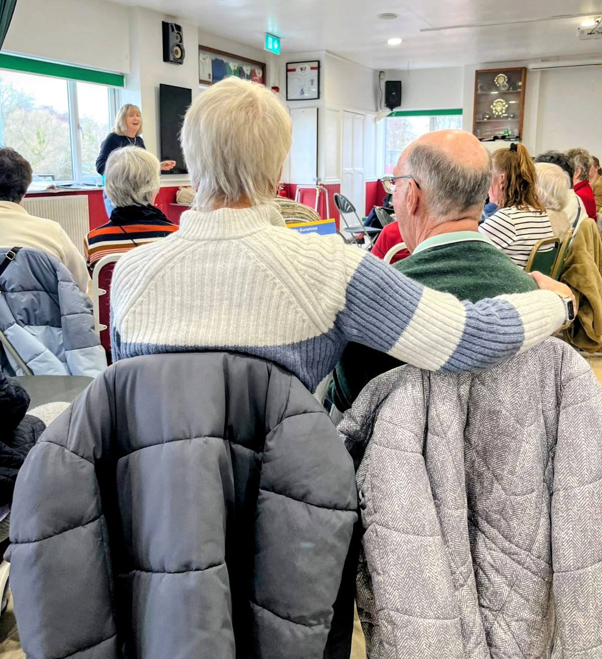 What a wonderful morning
with the Dementia Choir in Petersfield. We collected over 30 pairs of glasses and sang songs for my Mothers in Kenya 🫂🙏
They will be singing songs back to our Petersfield community too — a beautiful exchange of love and music 🎶
One last push please for:
Reading glasses
Empty glasses cases
Cleaning wipes
📍 Collection point: Meg’s Chapel Street
Thank you so much
Love n peace
Chloe xxxxx