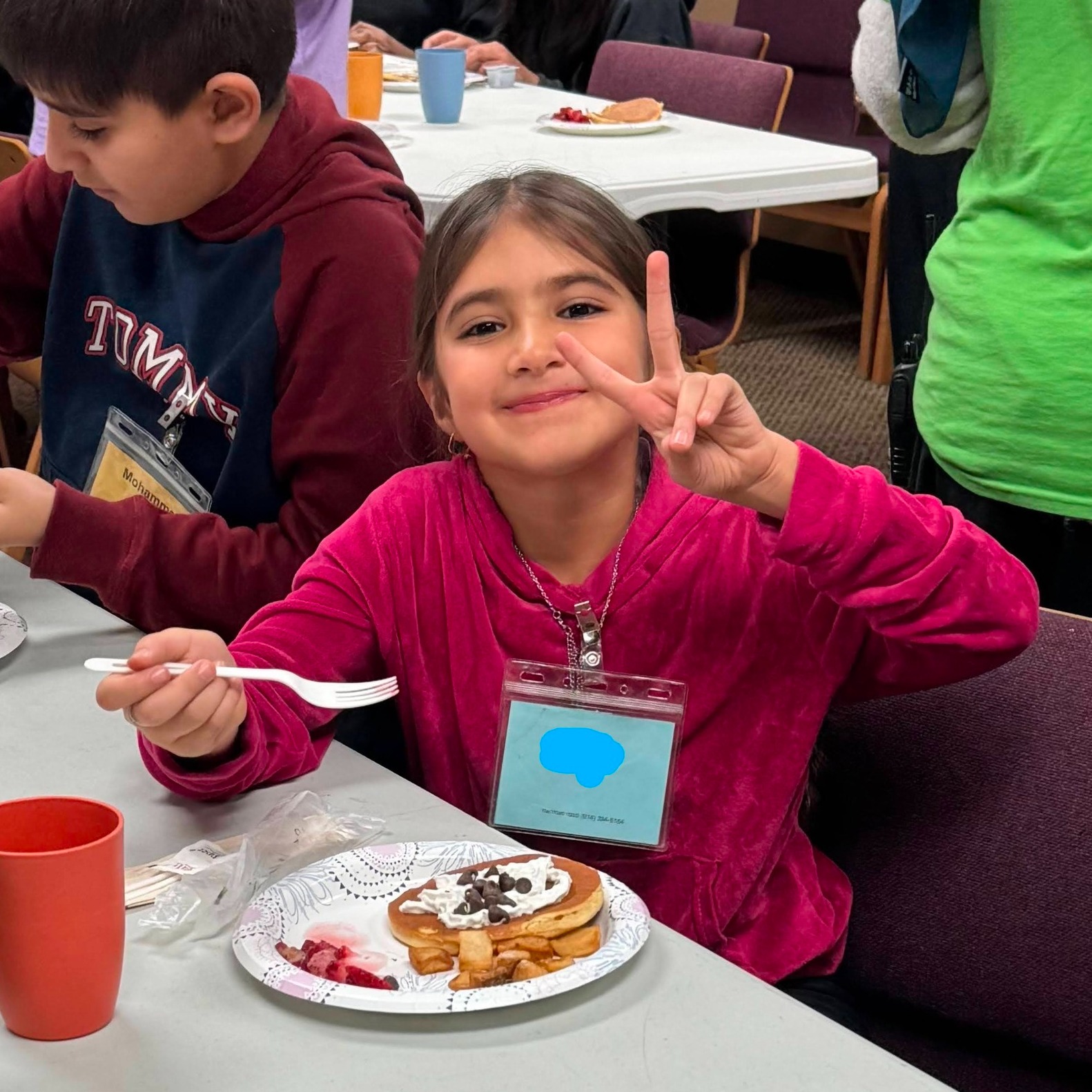 We enjoyed breakfast for dinner thanks to @ihop this week! Try rolling up your breakfast into a pancake taco sometime - just trust us on this one. 😉
We need more dinner angels to keep the children at 3-Generation Family ESL well-fed and happy. Choose one date or several and bring your family, children, friends, corporate or small group along with you!
Sign up link in bio and stories.