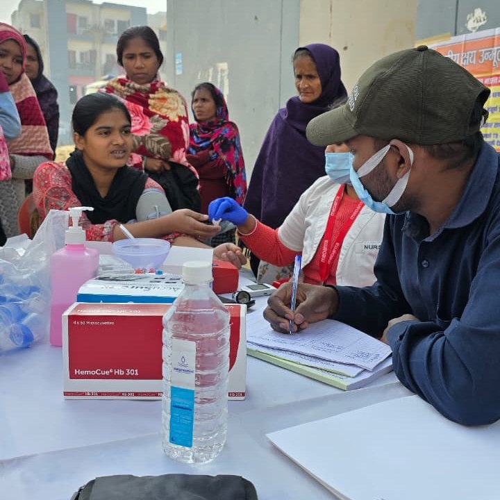 When healthcare reaches the community, care becomes real.
Recently, a health check-up camp was organised in our Vasant Kunj slum community by @medanta Foundation. People of all ages came forward for check-ups, where BP, hemoglobin tests, sugar tests, X-rays, and sputum analysis were conducted.
Those with health concerns were able to speak directly with doctors on the field and received proper guidance and prescriptions.
We are truly thankful to the Medanta Foundationl team and staff for conducting this camp and caring for the health of the community.
.
.
.
.
#JanPragati #CommunityCare #HealthCamp #VasantKunj #HealthcareForAll #NonProfit #CareInAction #TogetherWeGrow #Grateful