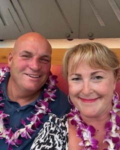 How do you celebrate 10 years together? Return to where it all began! Aimee and John headed back to Oahu, Hawaii – their honeymoon destination – with unforgettable stops in Las Vegas and Seattle.
"10 years ago, we ventured to San Francisco before travelling to Oahu. It's a great way to see more, so this time we chose Las Vegas and Seattle as our top and tail." – Aimee & John
The Sphere in Vegas was the most immersive experience they'd ever encountered. Oahu delivered everything they remembered – monk seals, fire dancers, Polynesian culture, and that island magic. Seattle surprised them with the Museum of Pop Culture and stunning waterfront views.
When their hotel didn't match expectations, Emma stepped in straight away, sorting a refund and finding them the perfect alternative – stress-free service every step of the way.
"We have booked numerous holidays with Emma and really value her attention to detail and professional knowledge." – Aimee & John
#ClientTestimonial #AnniversaryTravel #OahuHawaii #TravelGoals