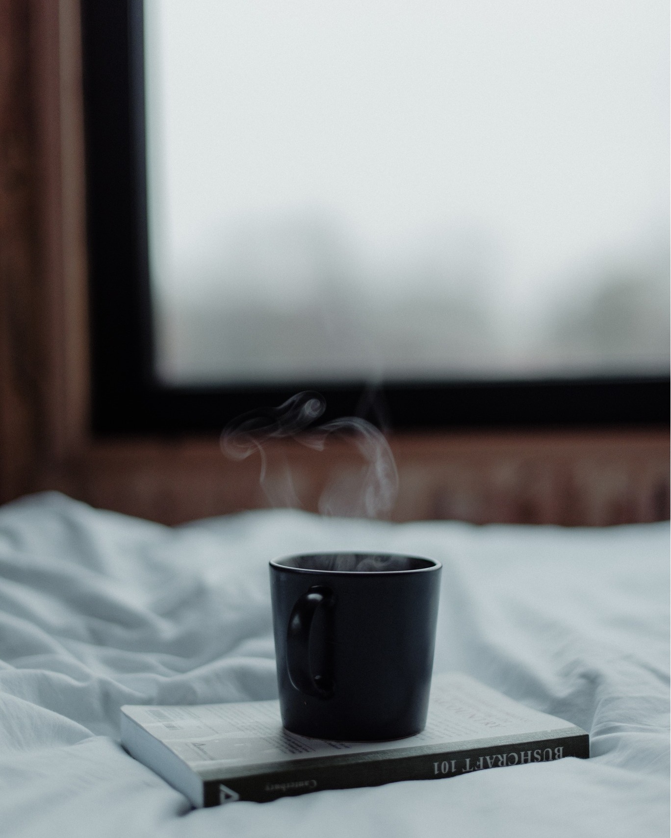 Dok zima još traje, priuštite sebi buđenje u tišini prirode Zasavice.
Jutra uz maglu iznad trske, topla kafa u kućici i osećaj da vreme malo sporije teče.
Iskoristite 20% popusta uz kod BUZZOFFSKIWINTER i poklonite sebi mali zimski beg - taman da napunite baterije i udahnete mir. 🌾✨
Dobrodošli! www.buzzoffski.com